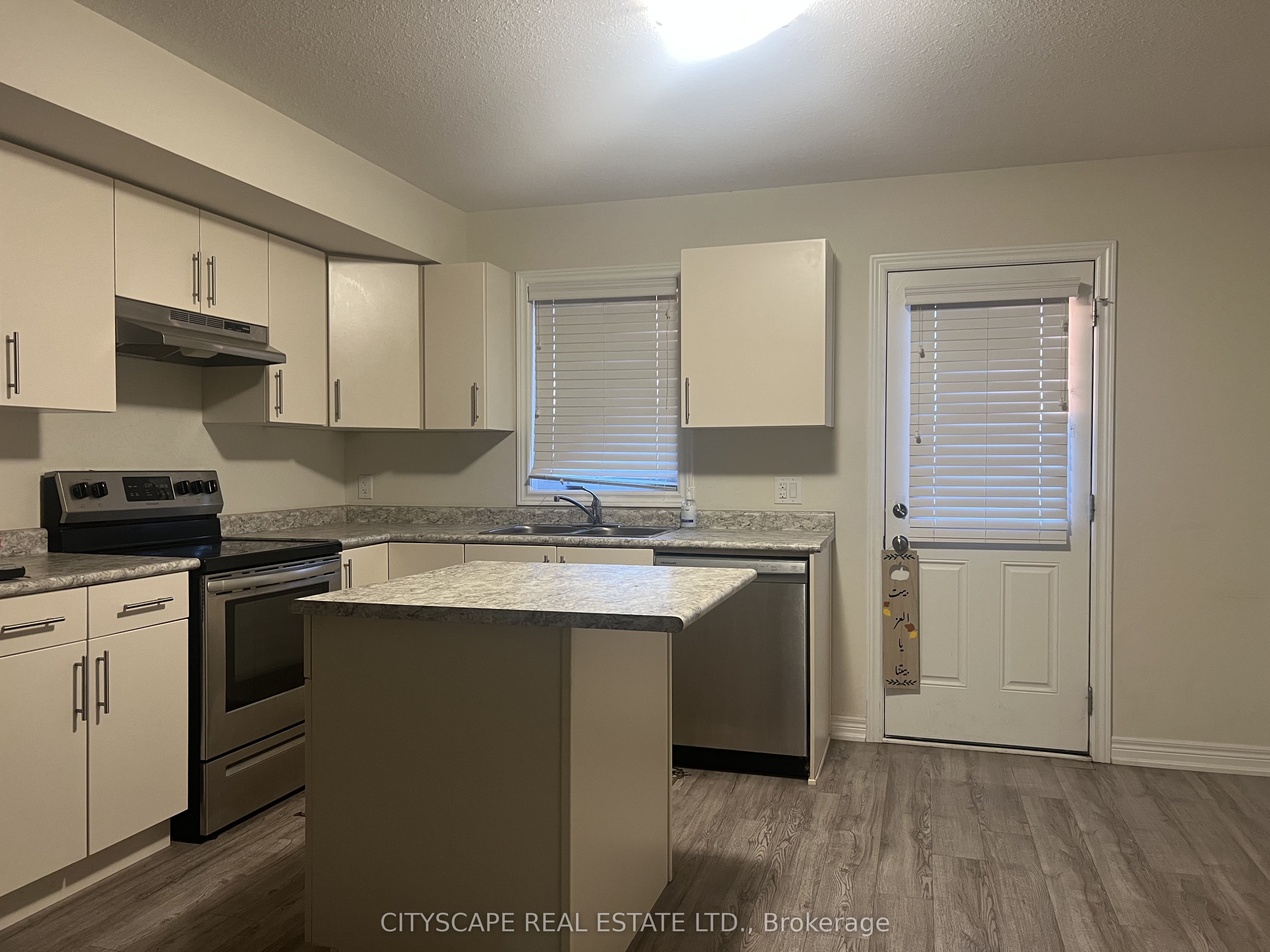 Photo 13 of Unit 83, 7768 Ascot Circle, Niagara Falls, Ascot — HOMEH