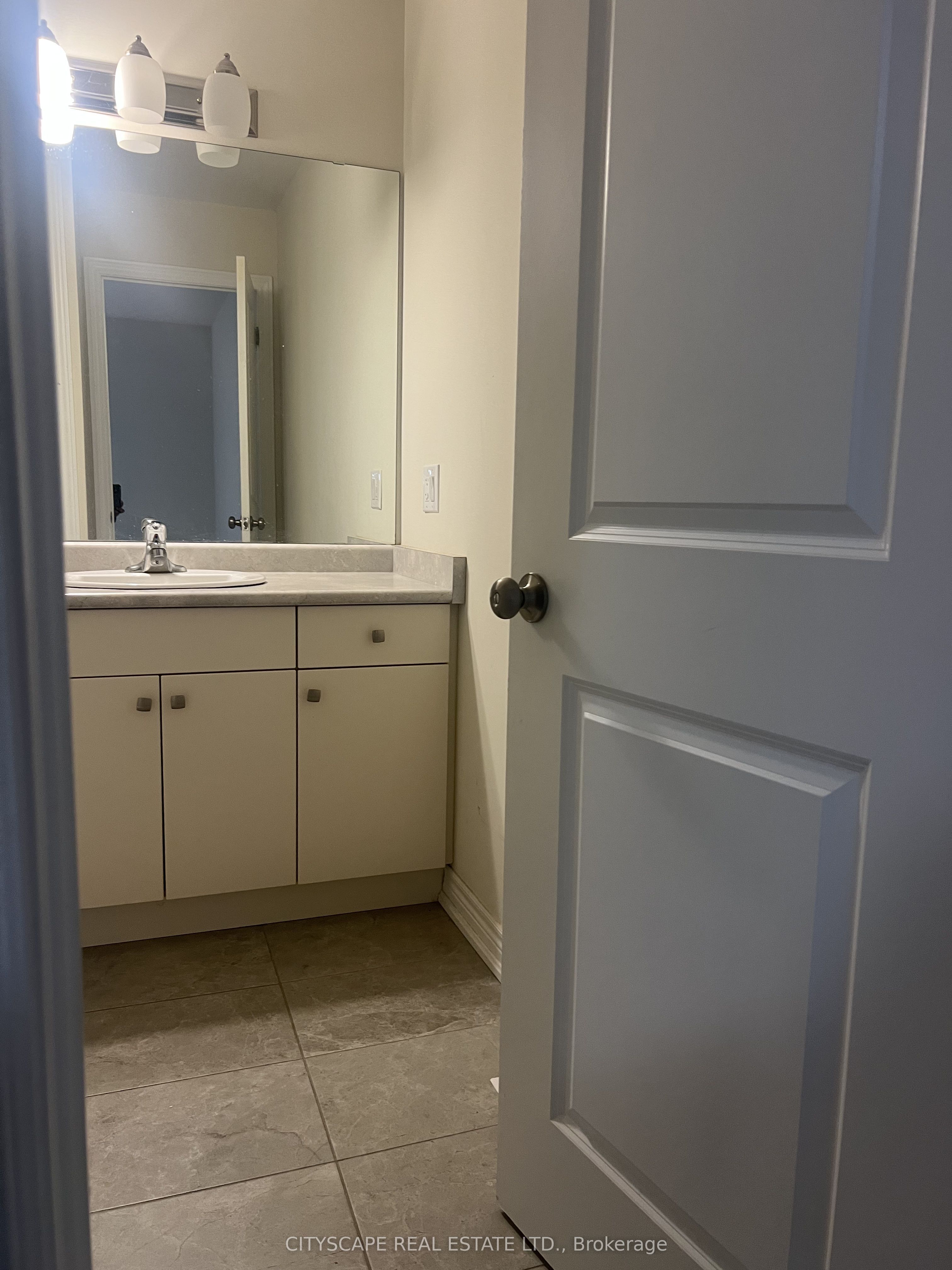 Photo 3 of Unit 83, 7768 Ascot Circle, Niagara Falls, Ascot — HOMEH
