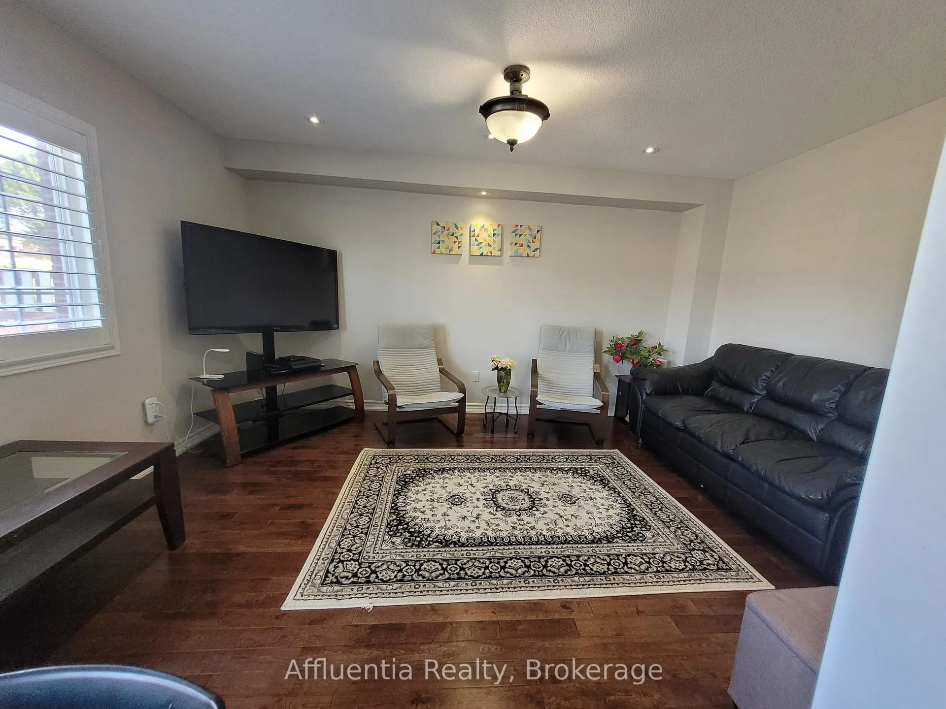 Photo 3 of Unit Main, 26 Oceanpearl Crescent, Whitby, Blue Grass Meadows — HOMEH