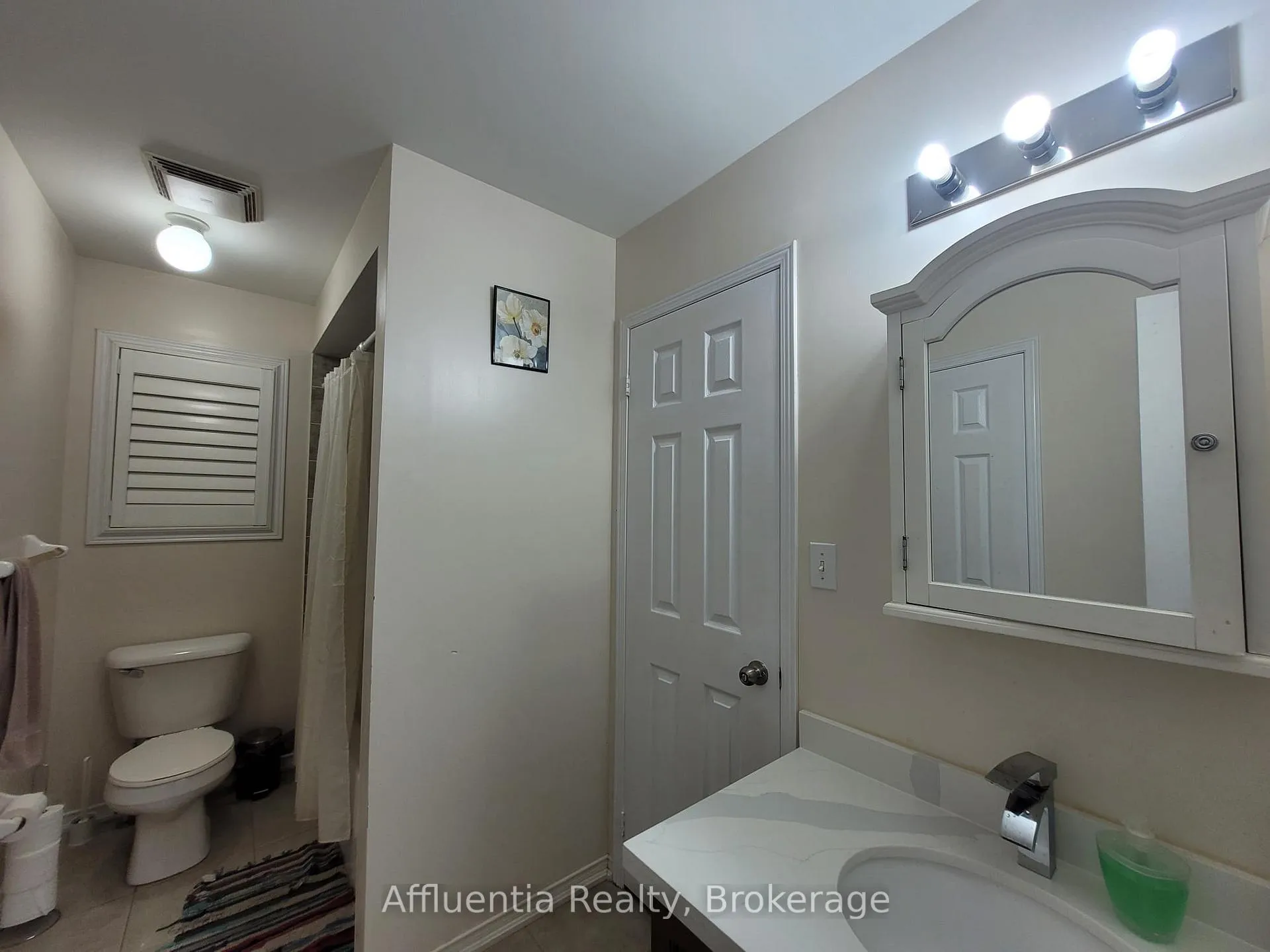 Photo 8 of Unit Main, 26 Oceanpearl Crescent, Whitby, Blue Grass Meadows — HOMEH