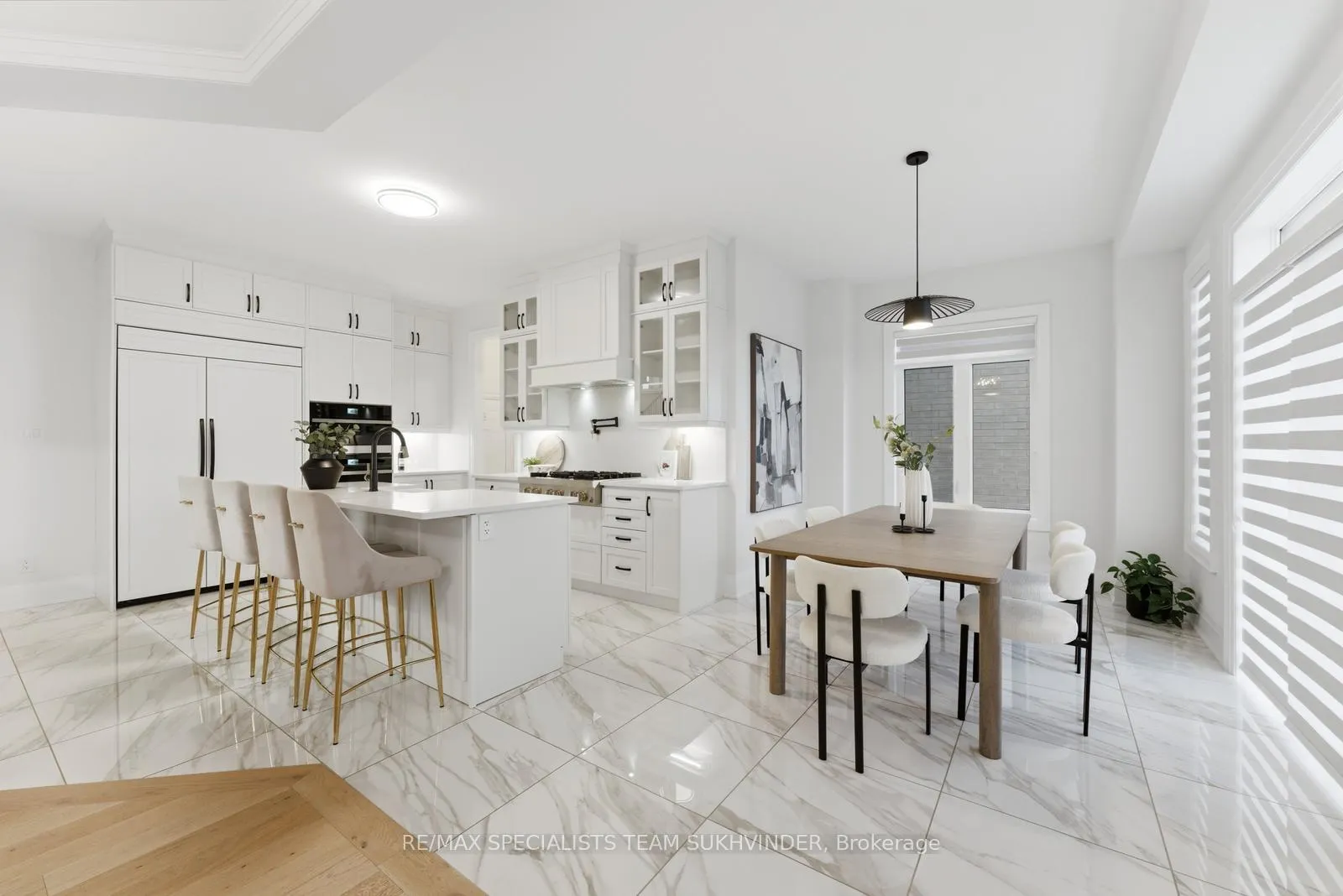 Photo 9 of 23 Duxbury Road, Brampton, Sandringham-Wellington North — HOMEH