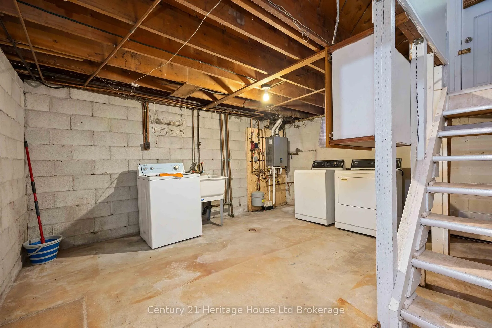 Photo 18 of 115 Sutton Street, Sarnia — HOMEH