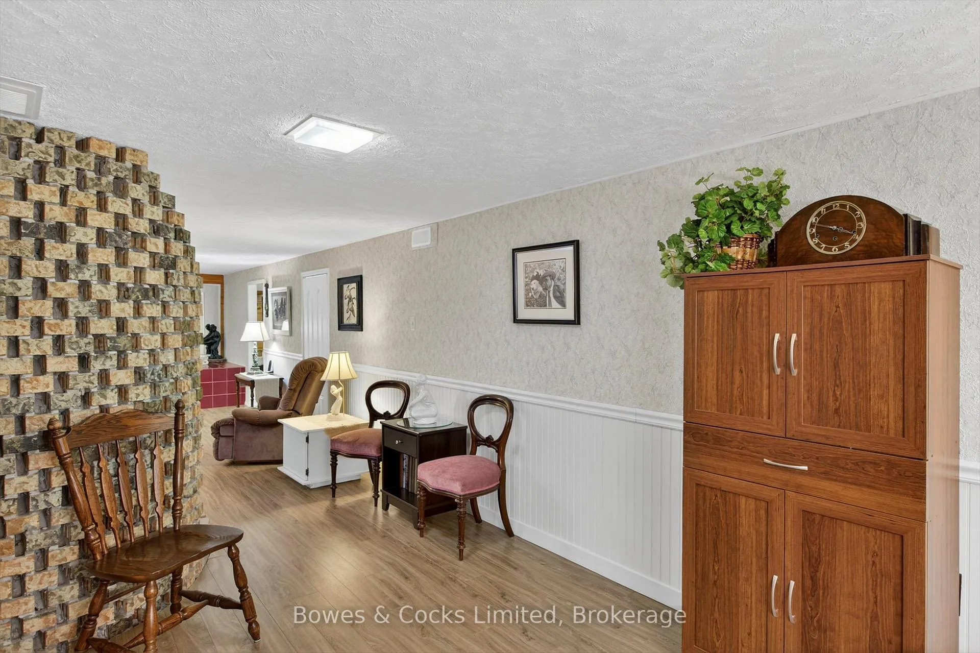Photo 35 of 2576 Bensfort Road, Peterborough, Ashburnham Ward 4 — HOMEH