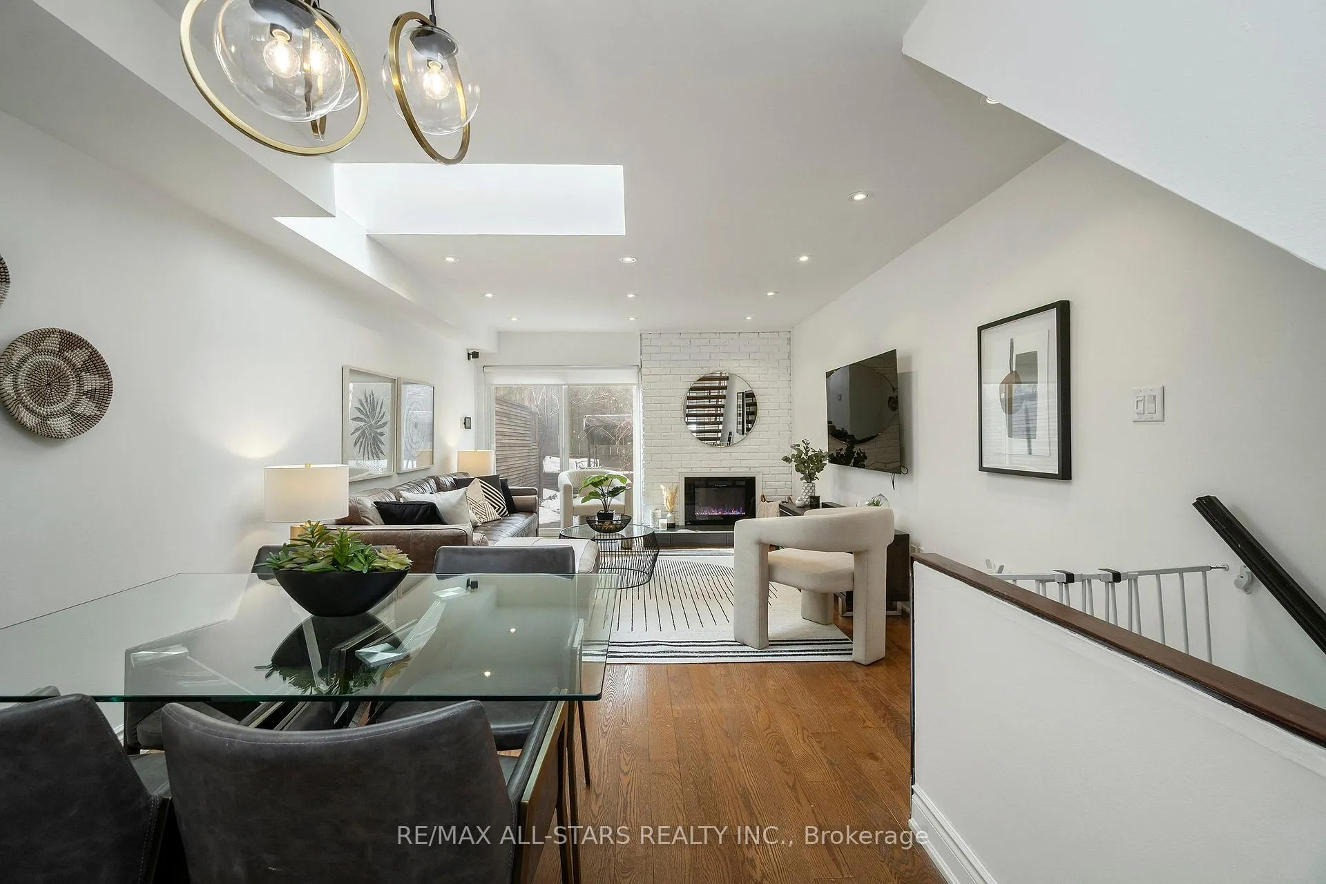 Photo 8 of Unit 3, 83 Pape Avenue, Toronto, South Riverdale — HOMEH