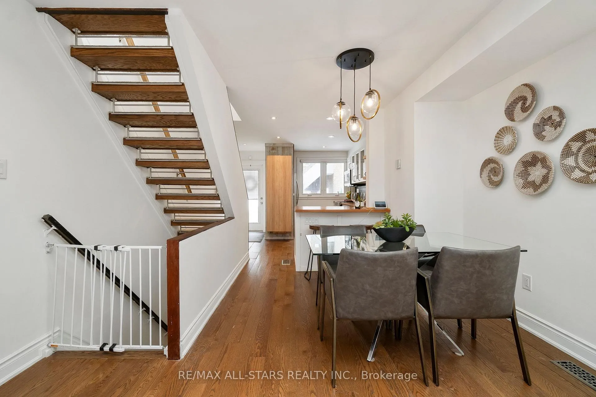 Photo 10 of Unit 3, 83 Pape Avenue, Toronto, South Riverdale — HOMEH