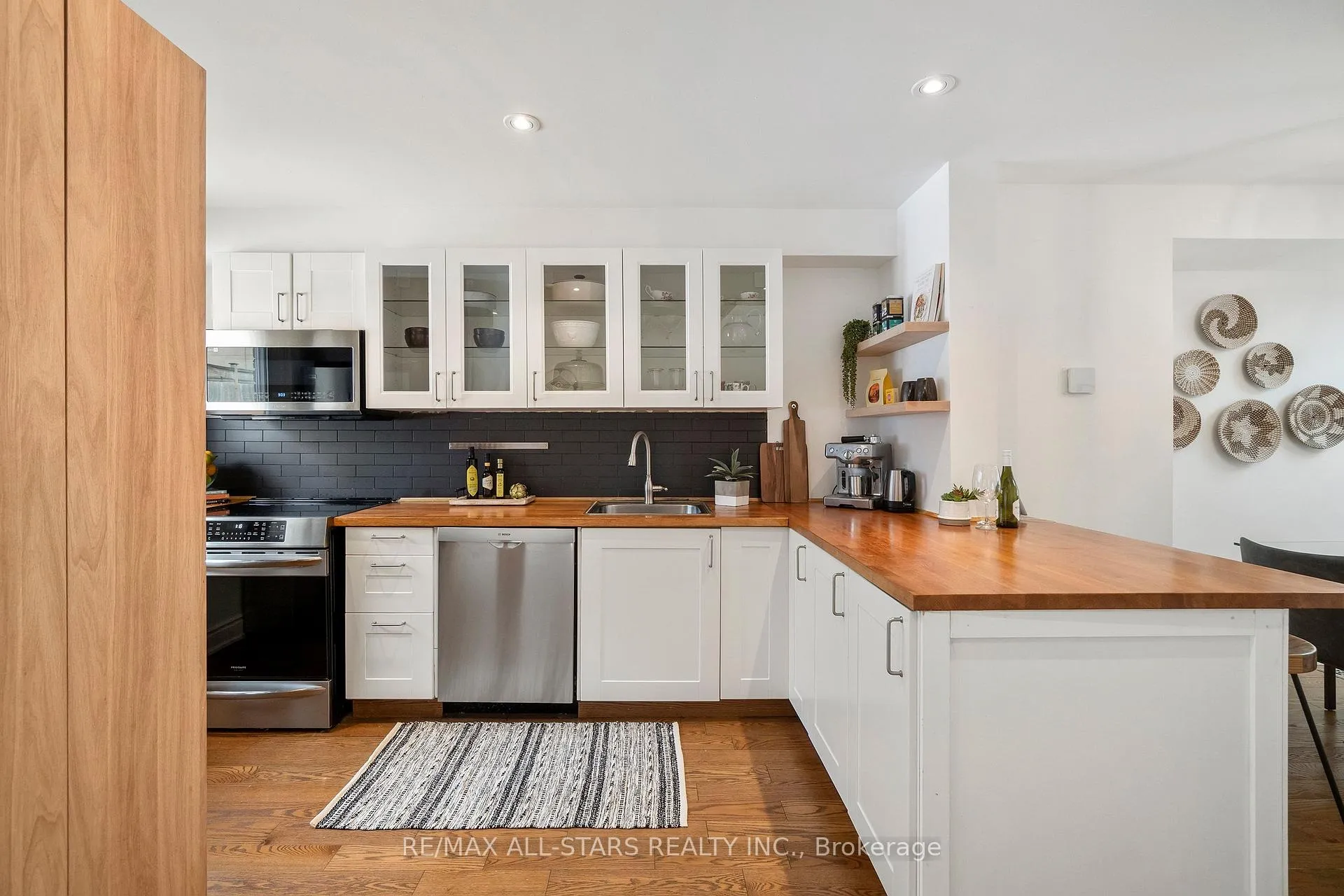 Photo 11 of Unit 3, 83 Pape Avenue, Toronto, South Riverdale — HOMEH