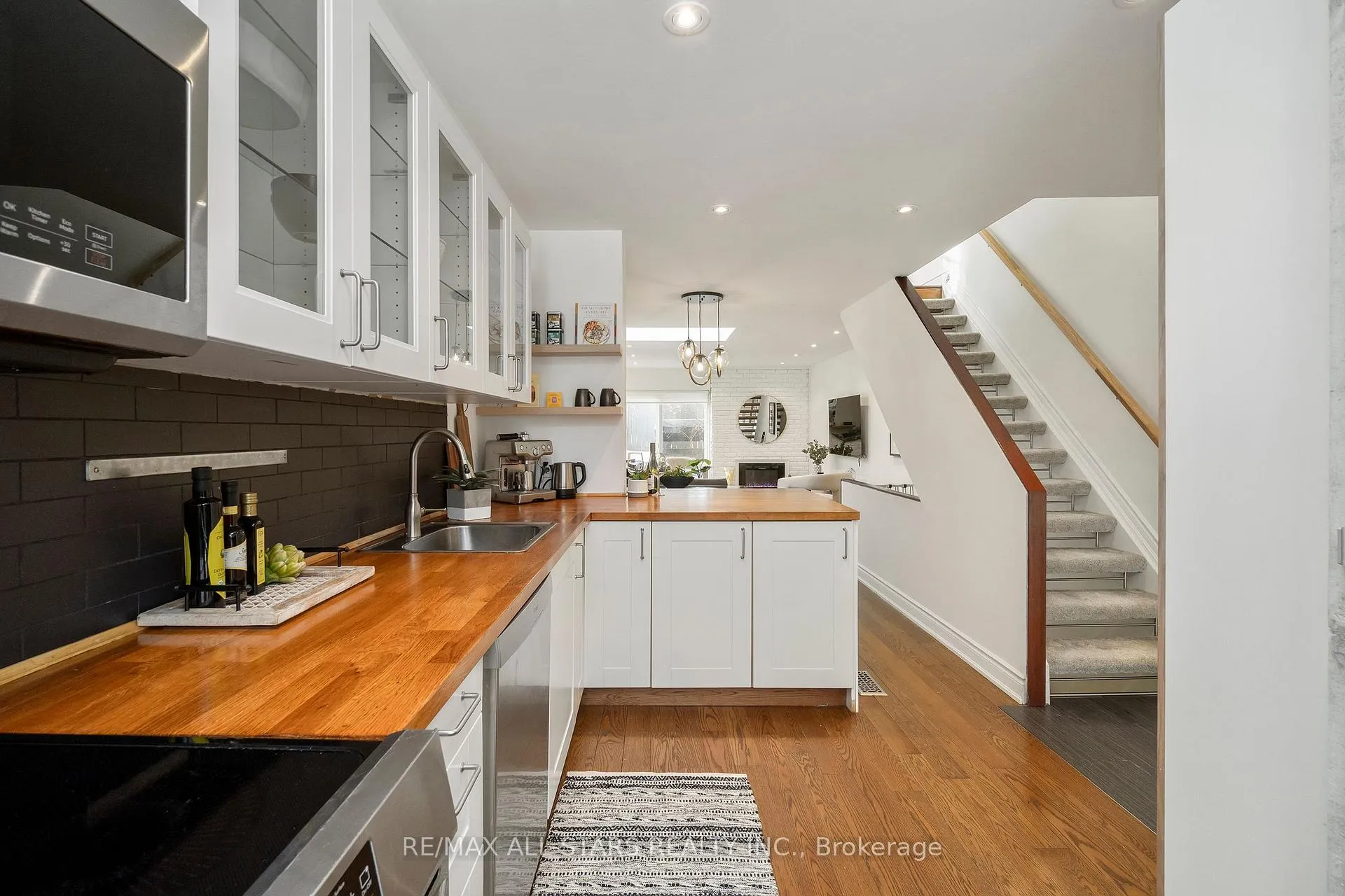 Photo 13 of Unit 3, 83 Pape Avenue, Toronto, South Riverdale — HOMEH