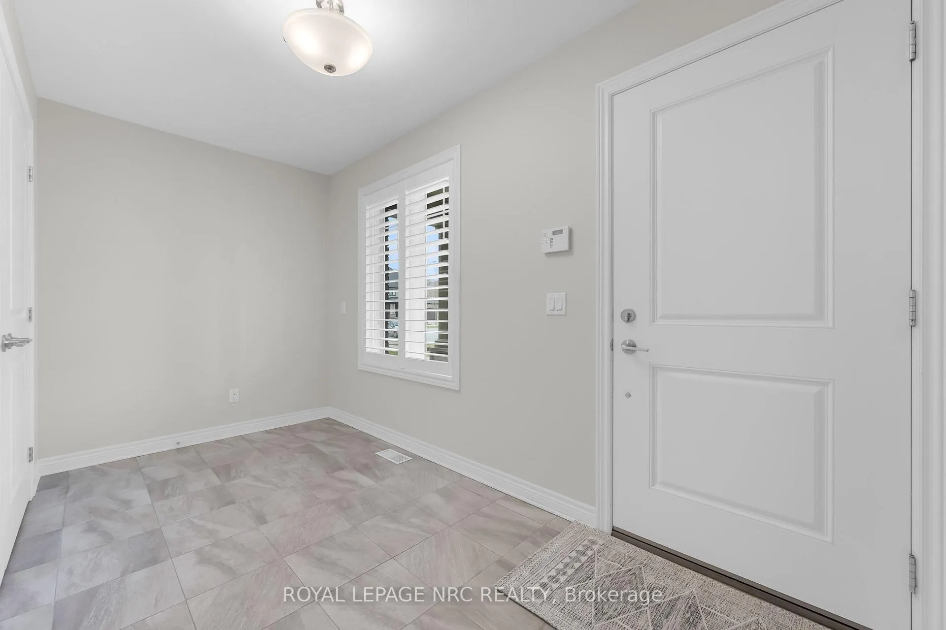 Photo 6 of 25 Mcfarland Street, Thorold, Hurricane/Merrittville — HOMEH