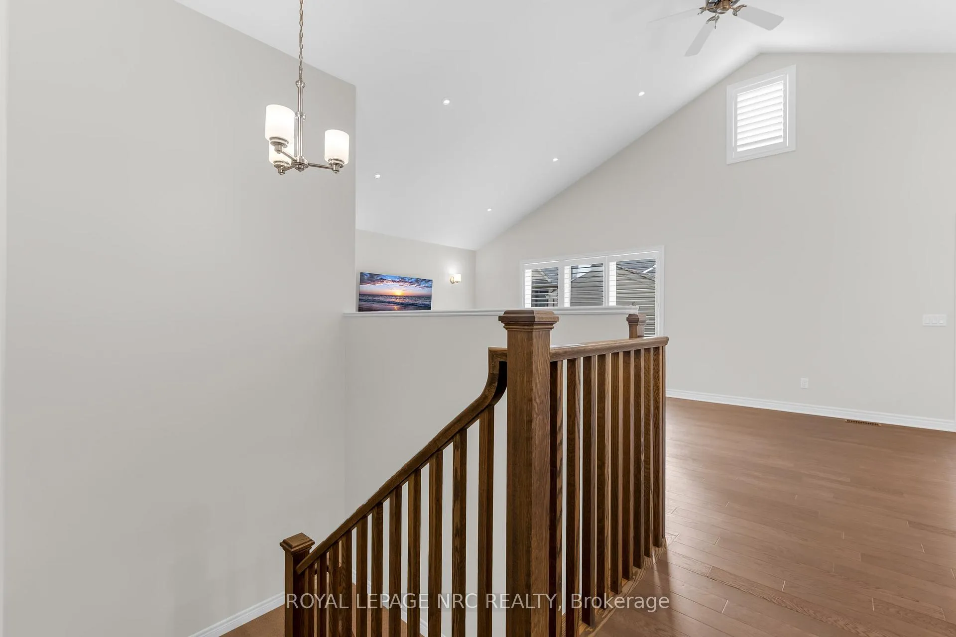Photo 7 of 25 Mcfarland Street, Thorold, Hurricane/Merrittville — HOMEH