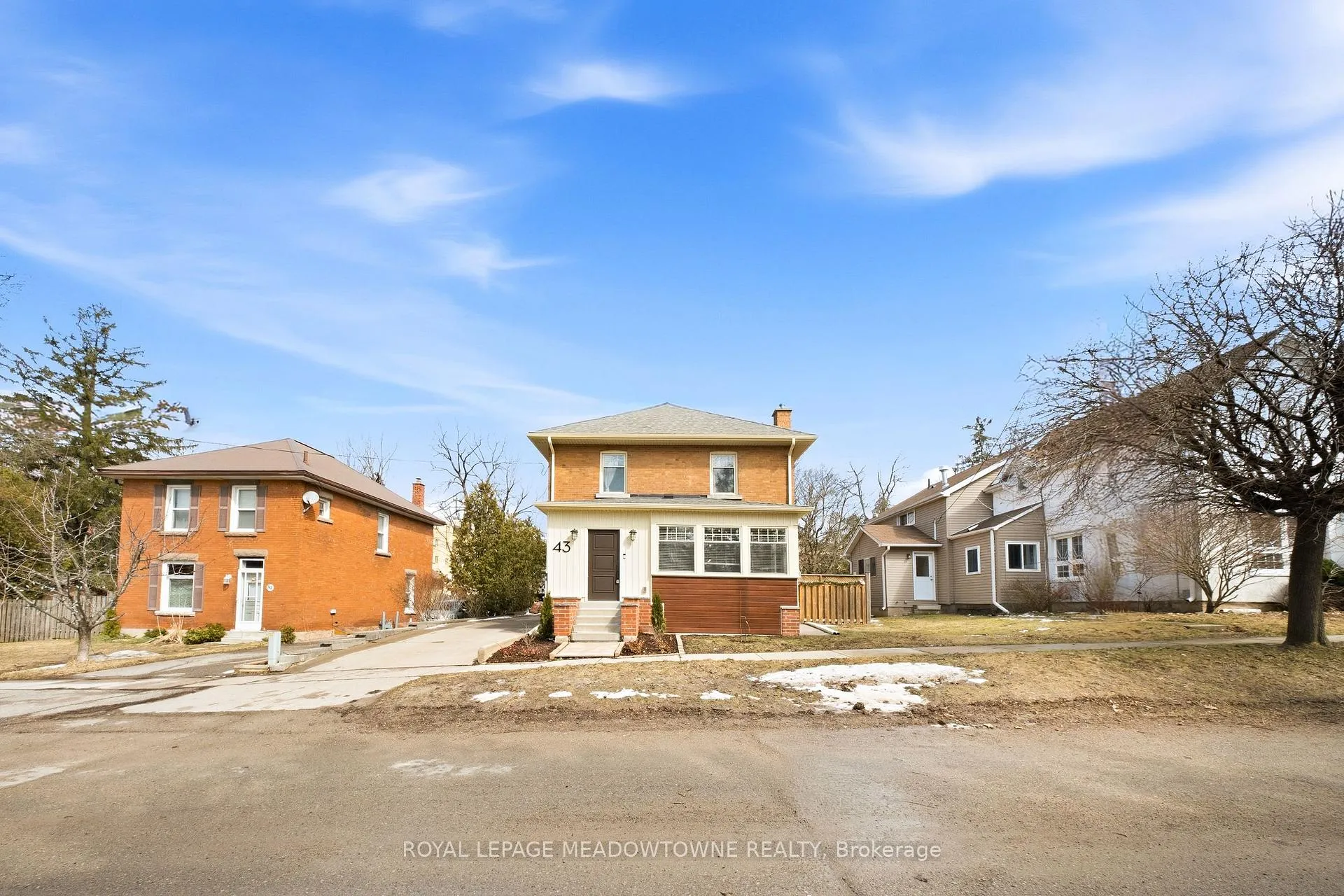 Photo 6 of 43 Frederick Street, Halton Hills, Acton — HOMEH