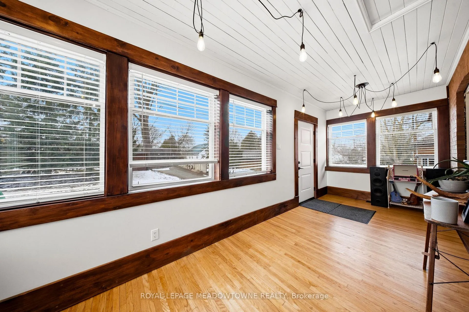 Photo 10 of 43 Frederick Street, Halton Hills, Acton — HOMEH