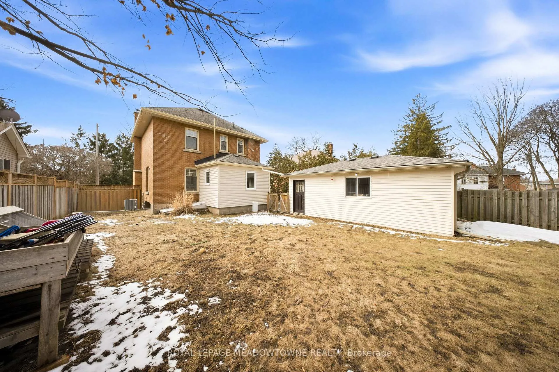 Photo 42 of 43 Frederick Street, Halton Hills, Acton — HOMEH