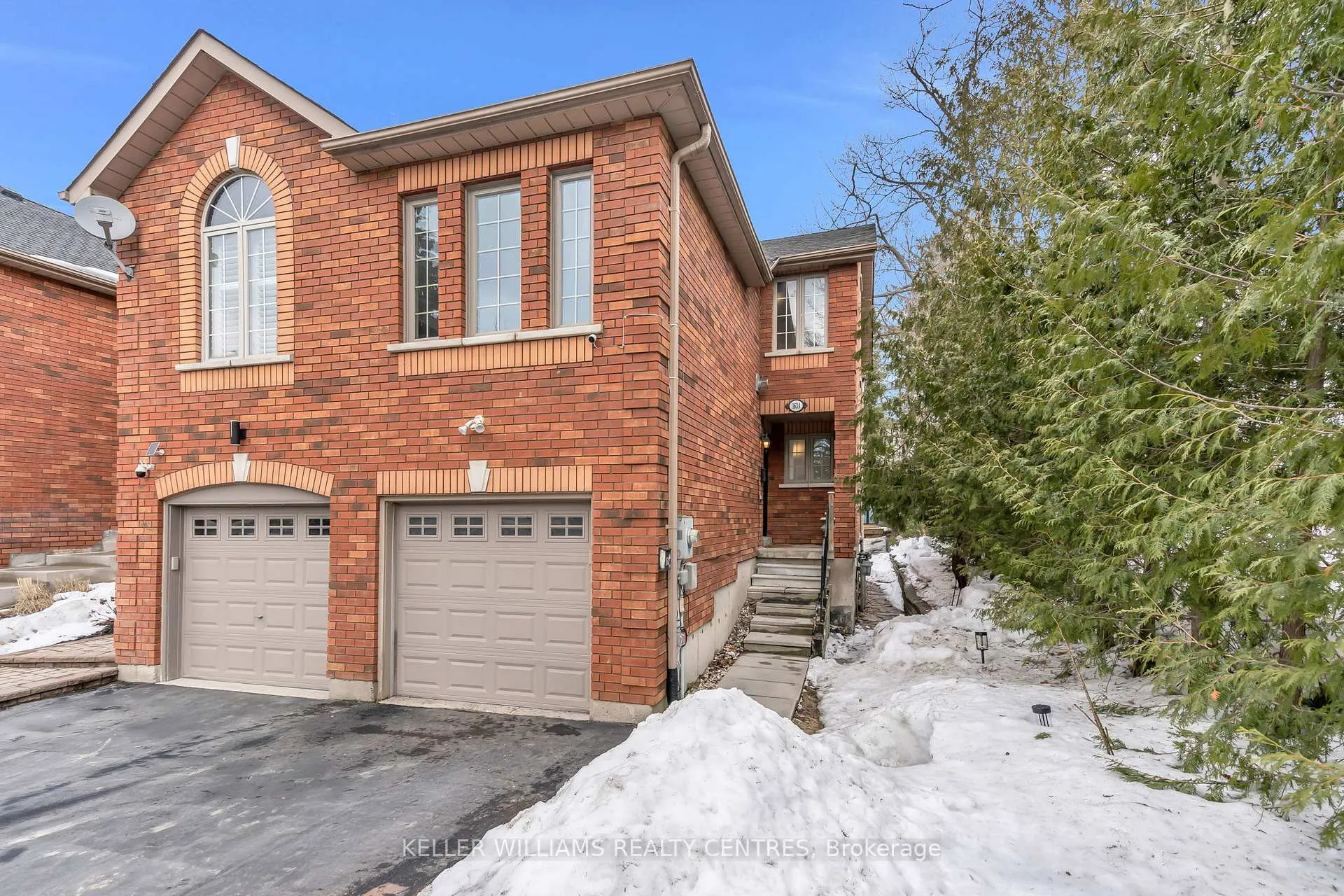 Photo 1 of 163A Owen Street, Barrie, Wellington — HOMEH