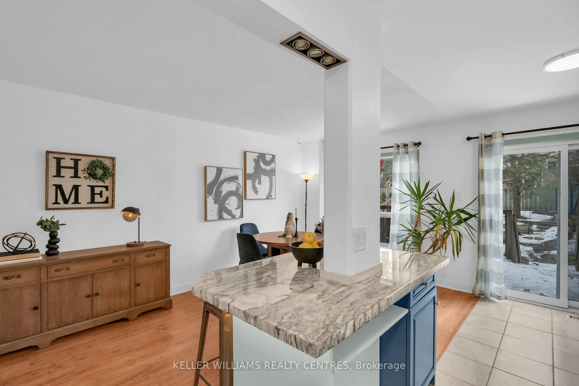 Photo 6 of 163A Owen Street, Barrie, Wellington — HOMEH