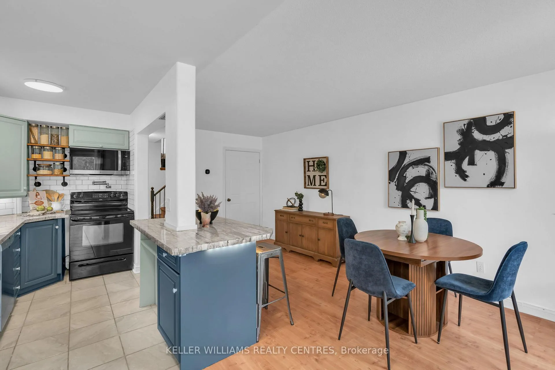 Photo 7 of 163A Owen Street, Barrie, Wellington — HOMEH
