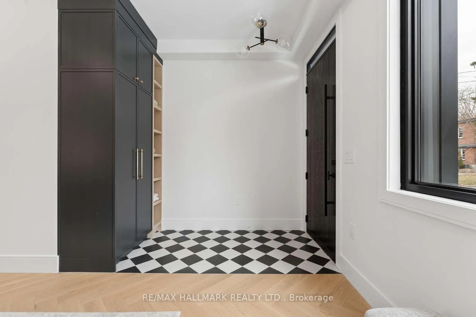 Photo 2 of 73A Garden Avenue, Toronto, Roncesvalles — HOMEH