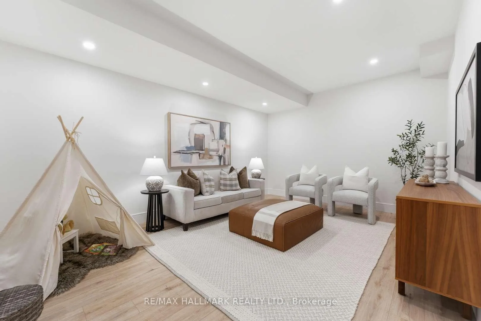 Photo 25 of 73A Garden Avenue, Toronto, Roncesvalles — HOMEH