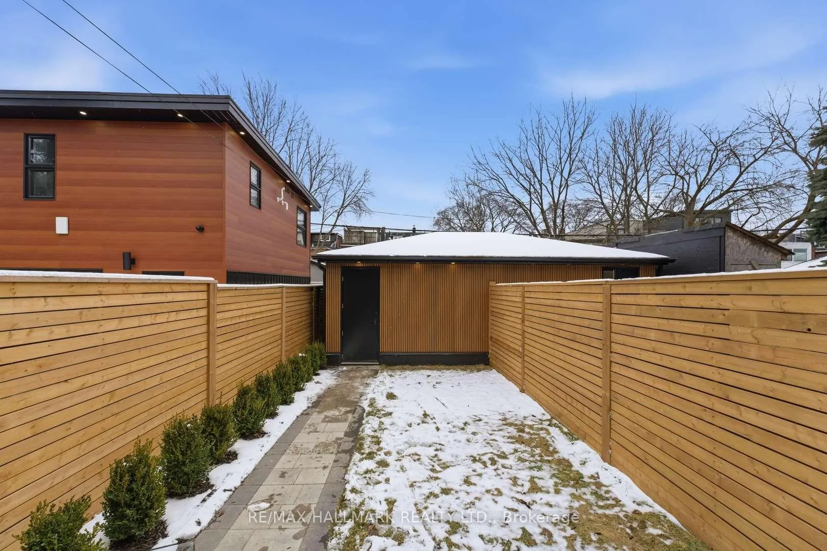 Photo 32 of 73A Garden Avenue, Toronto, Roncesvalles — HOMEH