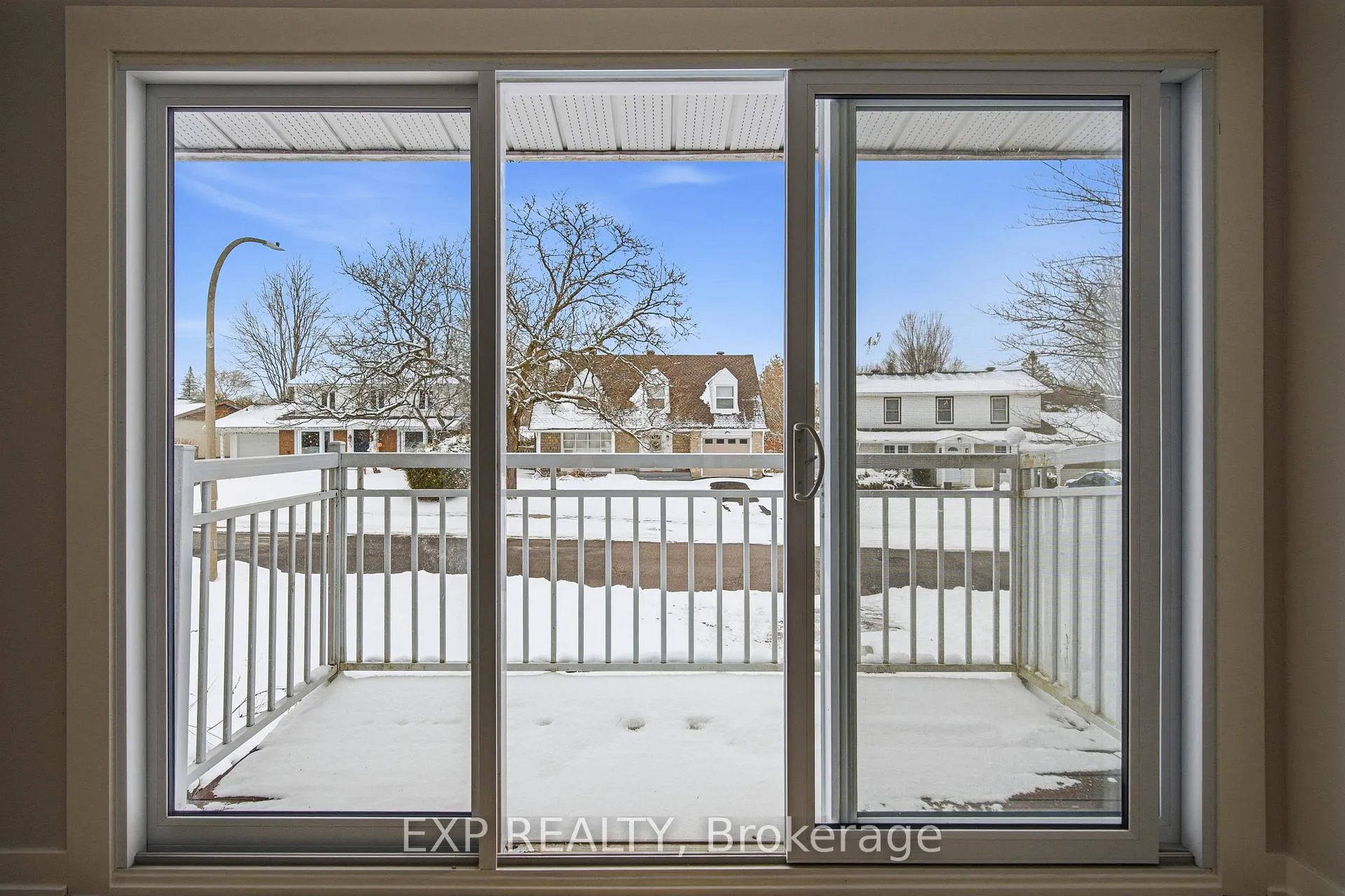 Photo 13 of 46 Charkay Street, Ottawa, Borden Farm/Stewart Farm/Carleton Heights/Parkwood Hills — HOMEH