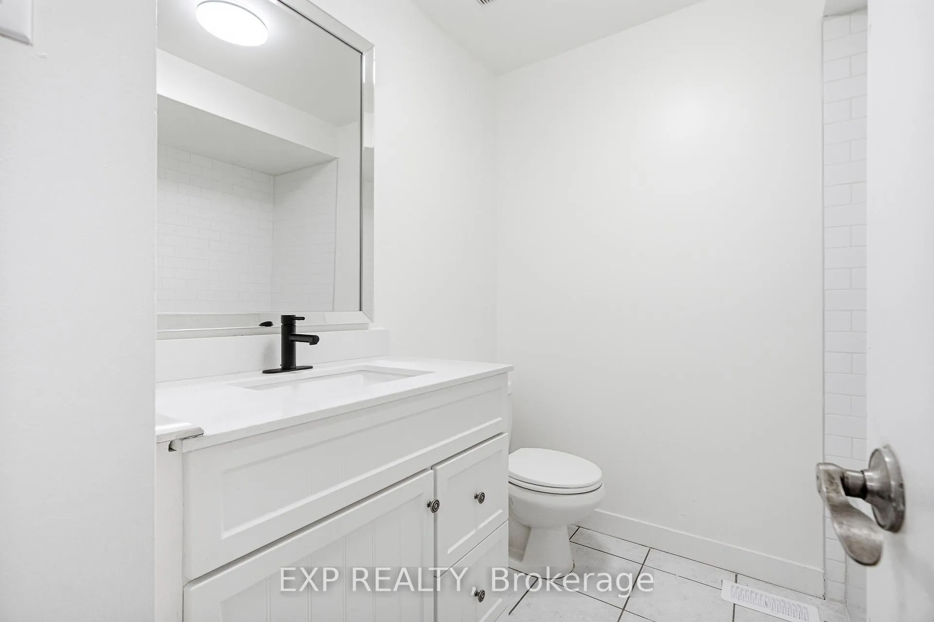 Photo 16 of 46 Charkay Street, Ottawa, Borden Farm/Stewart Farm/Carleton Heights/Parkwood Hills — HOMEH