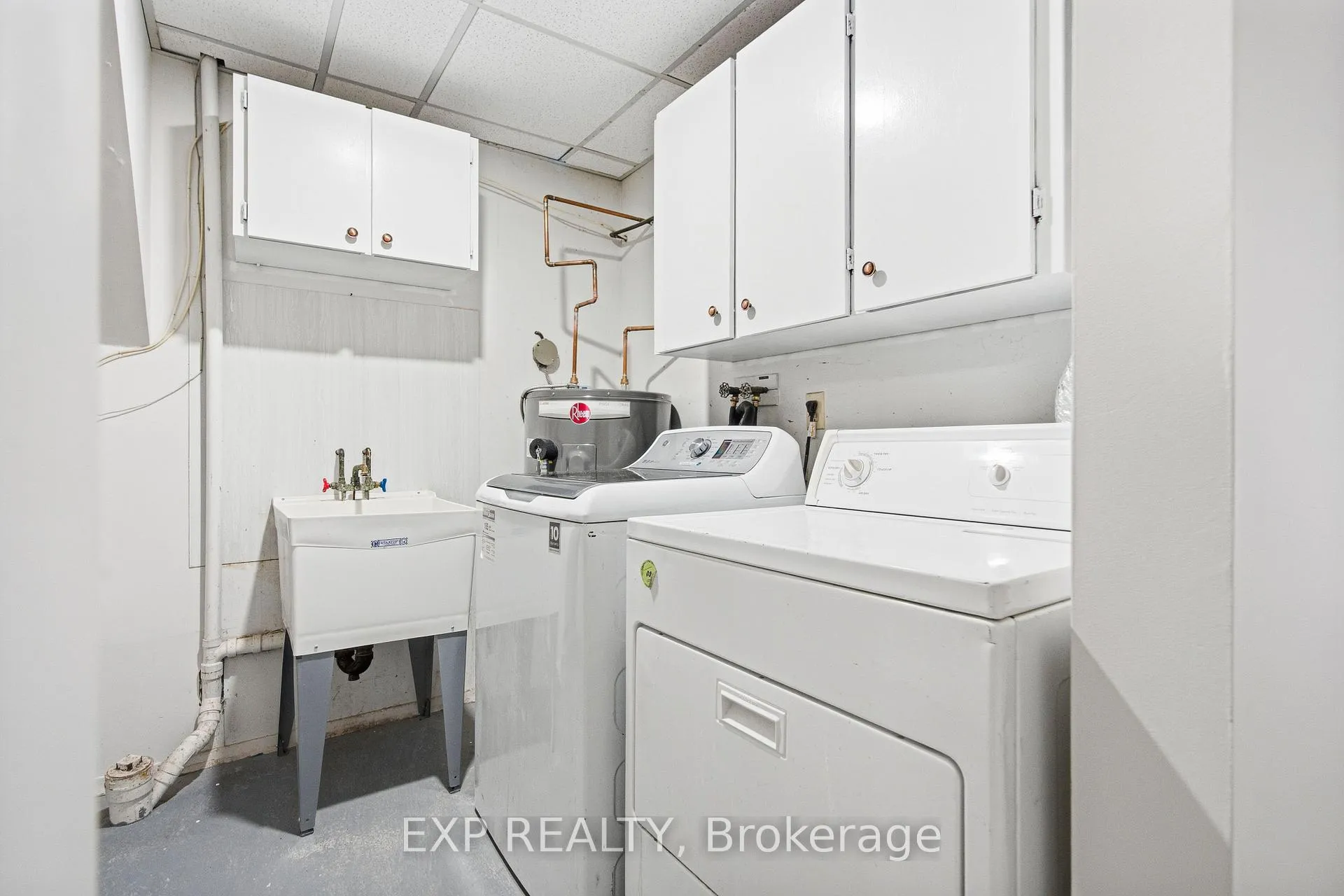Photo 25 of 46 Charkay Street, Ottawa, Borden Farm/Stewart Farm/Carleton Heights/Parkwood Hills — HOMEH