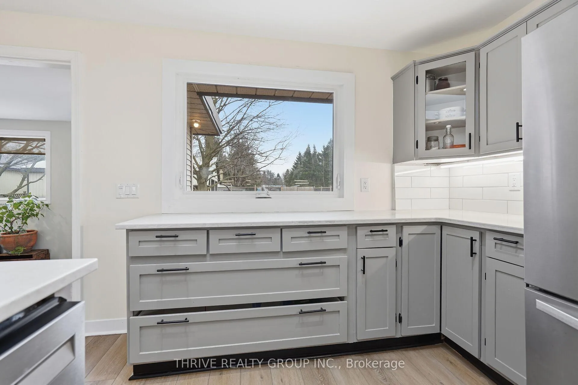 Photo 15 of 506 Metcalfe Street E, Strathroy-Caradoc, SE — HOMEH
