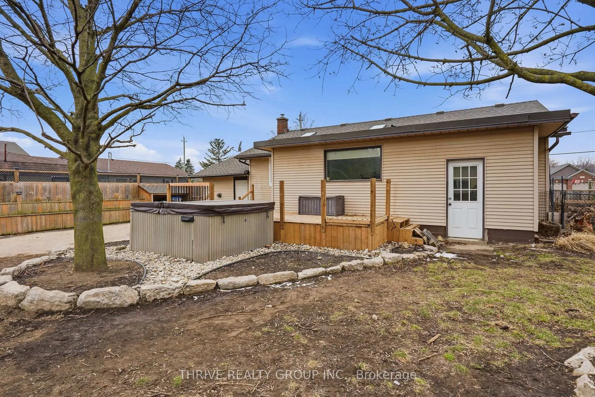 Photo 44 of 506 Metcalfe Street E, Strathroy-Caradoc, SE — HOMEH