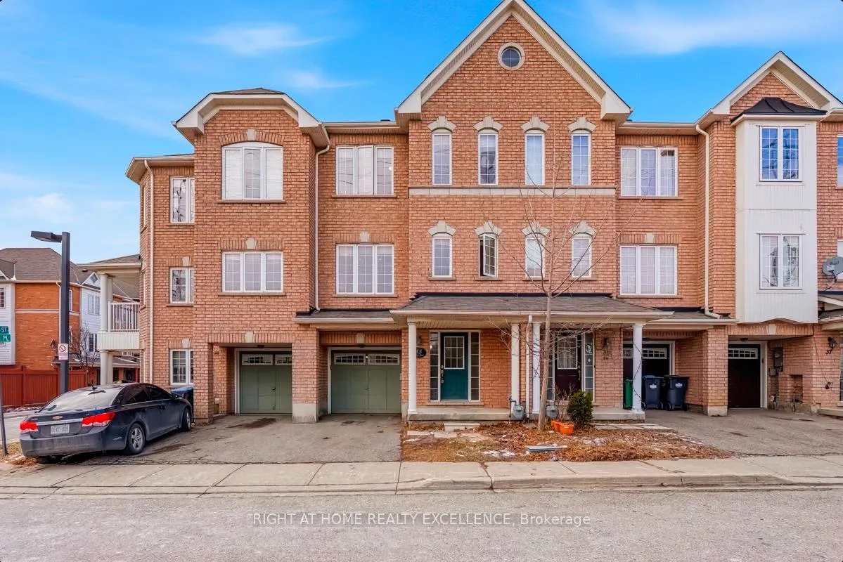 Photo 2 of 33 October Place, Brampton, Bram West — HOMEH