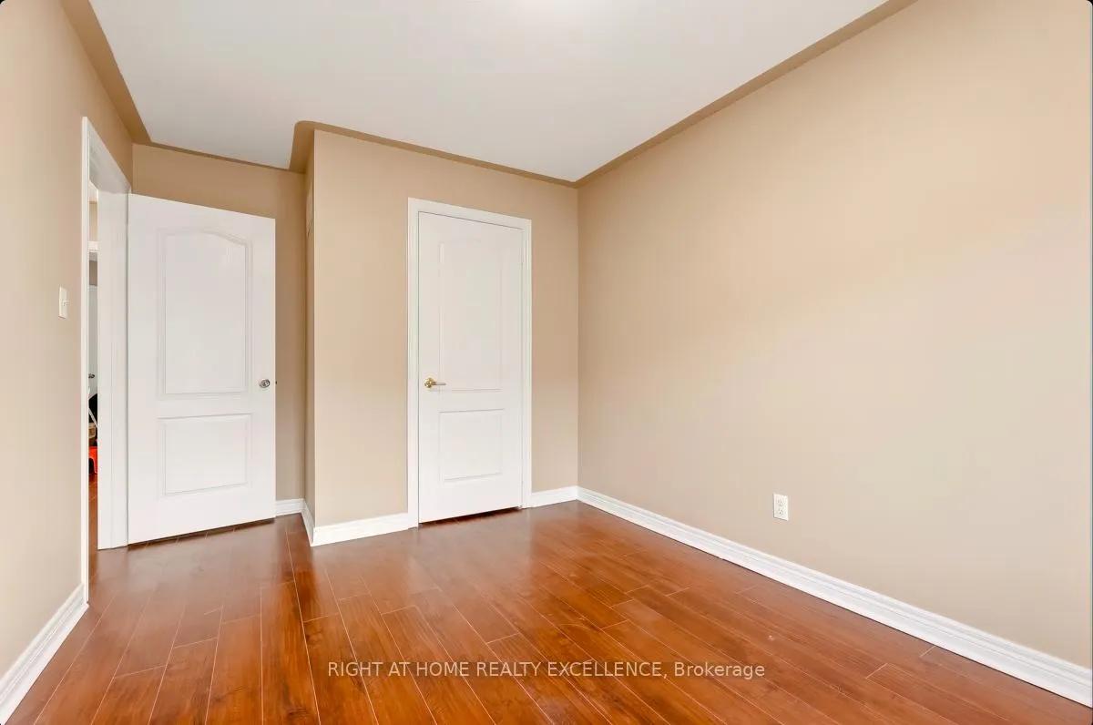 Photo 34 of 33 October Place, Brampton, Bram West — HOMEH