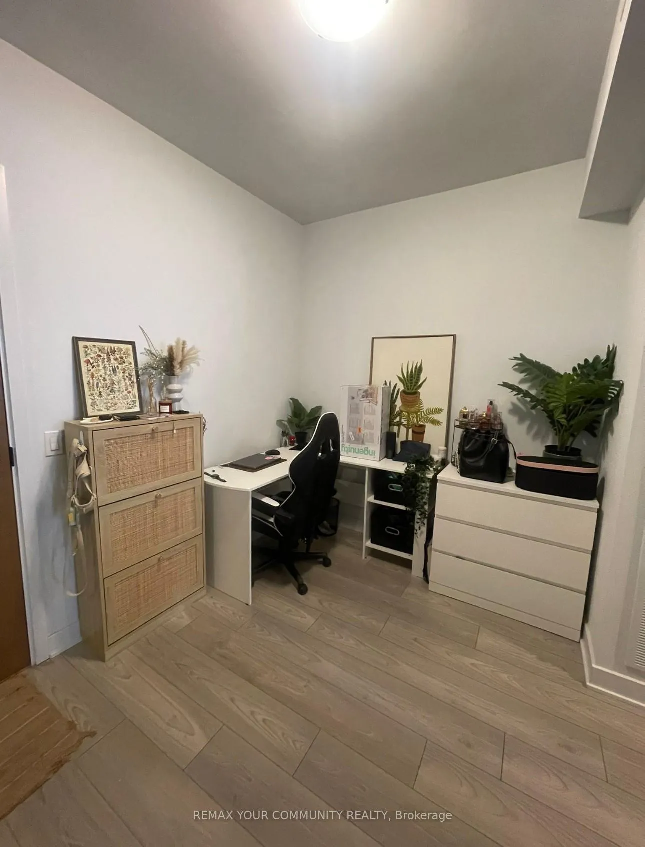 Photo 5 of Unit 4004, 2920 Highway 7, Vaughan, Concord — HOMEH