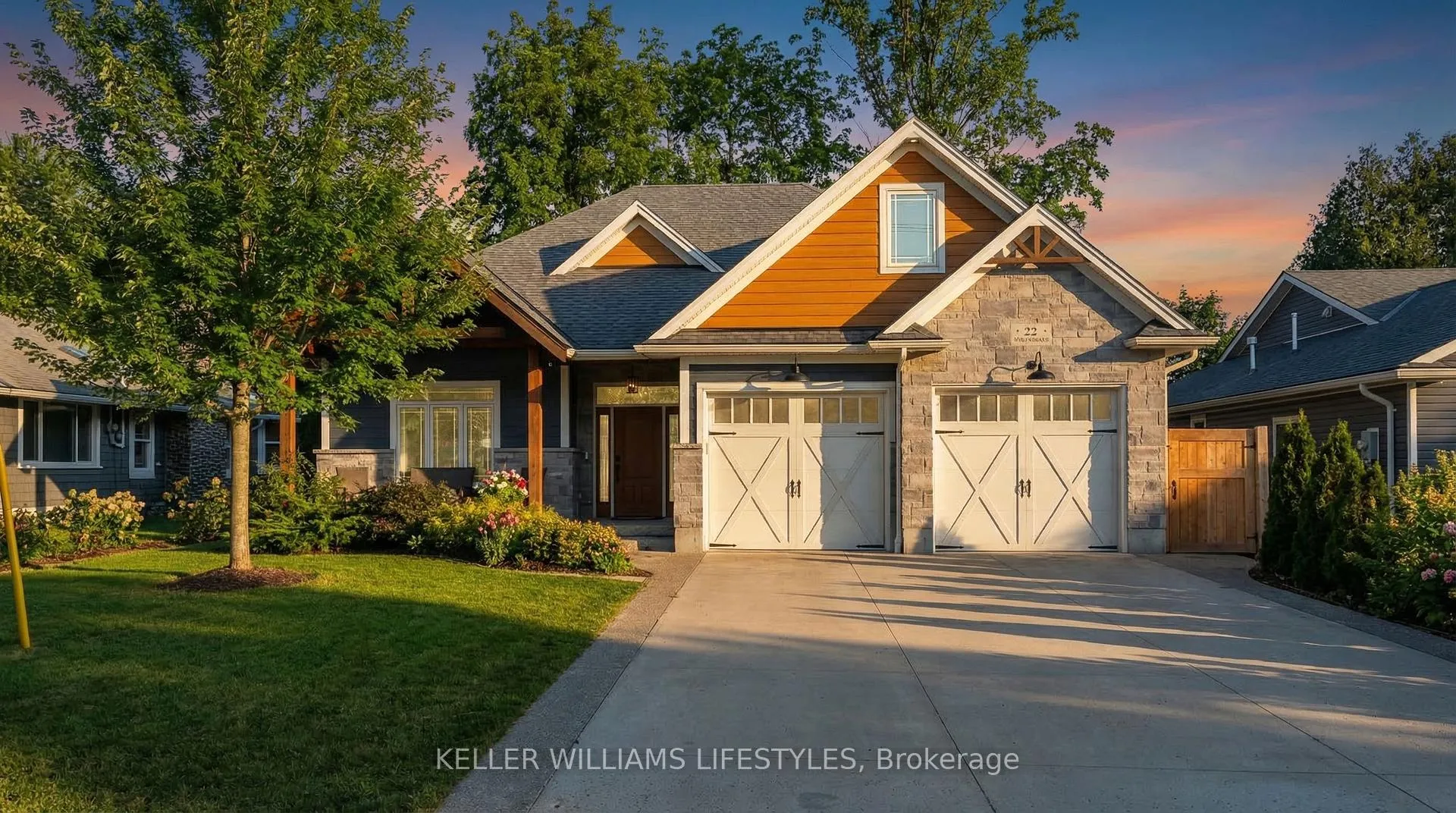 Photo 2 of 22 Delevan Street, Bluewater, Bayfield — HOMEH