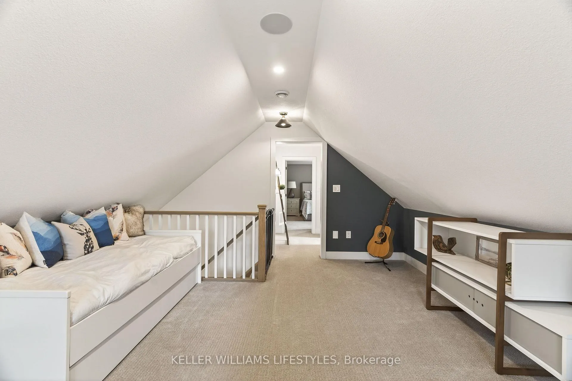 Photo 35 of 22 Delevan Street, Bluewater, Bayfield — HOMEH