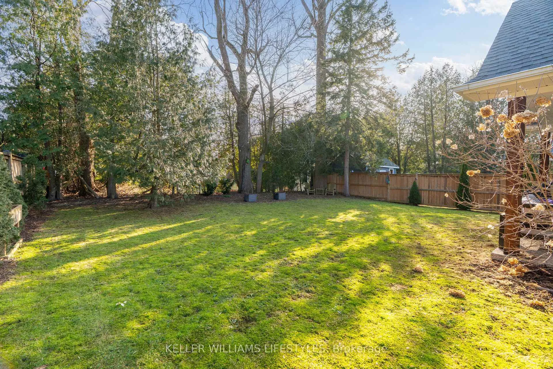Photo 43 of 22 Delevan Street, Bluewater, Bayfield — HOMEH