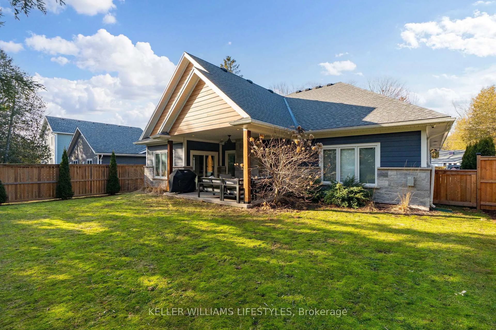 Photo 44 of 22 Delevan Street, Bluewater, Bayfield — HOMEH
