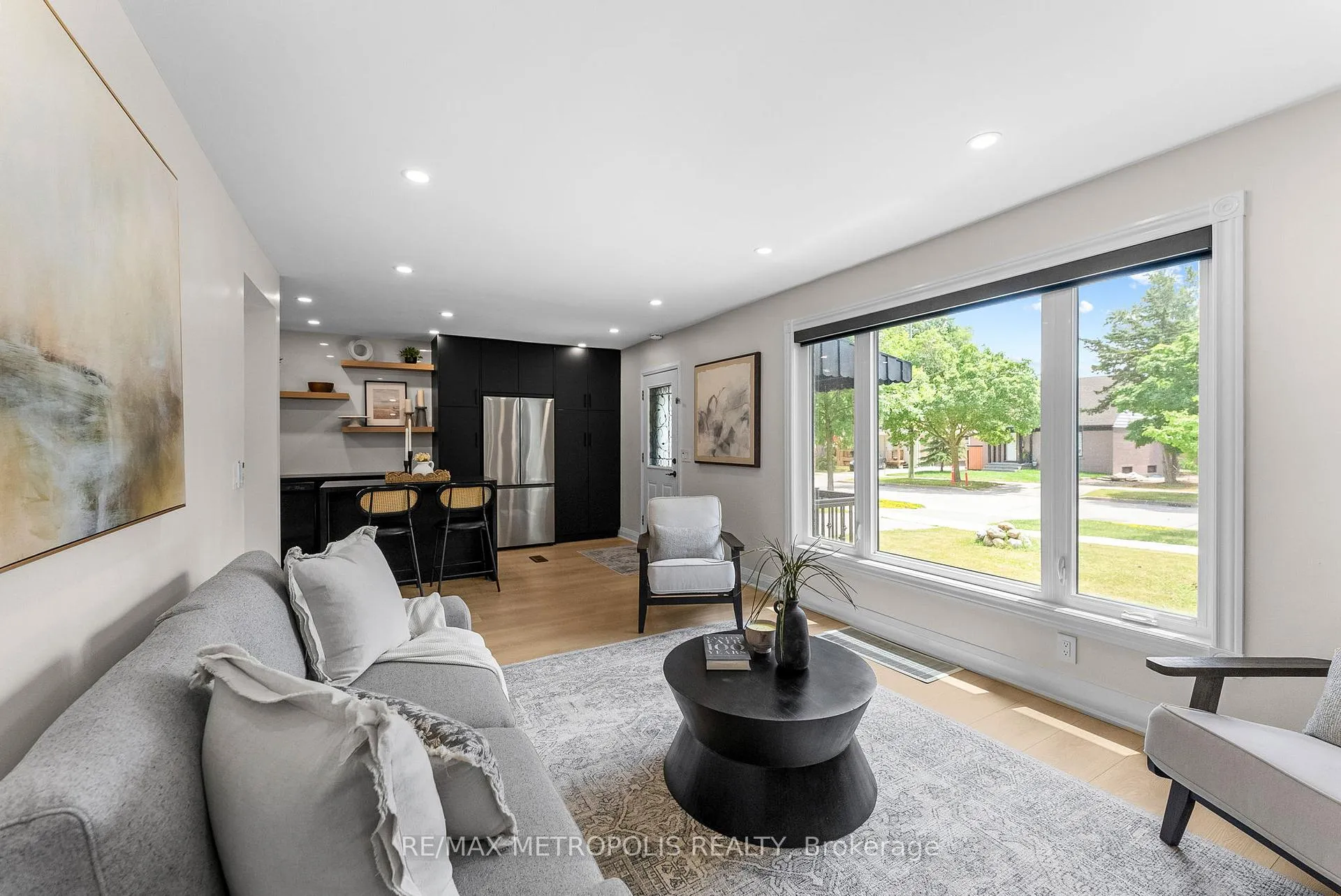 Photo 9 of 96 Allenby Avenue, Etobicoke, Elms-Old Rexdale — HOMEH
