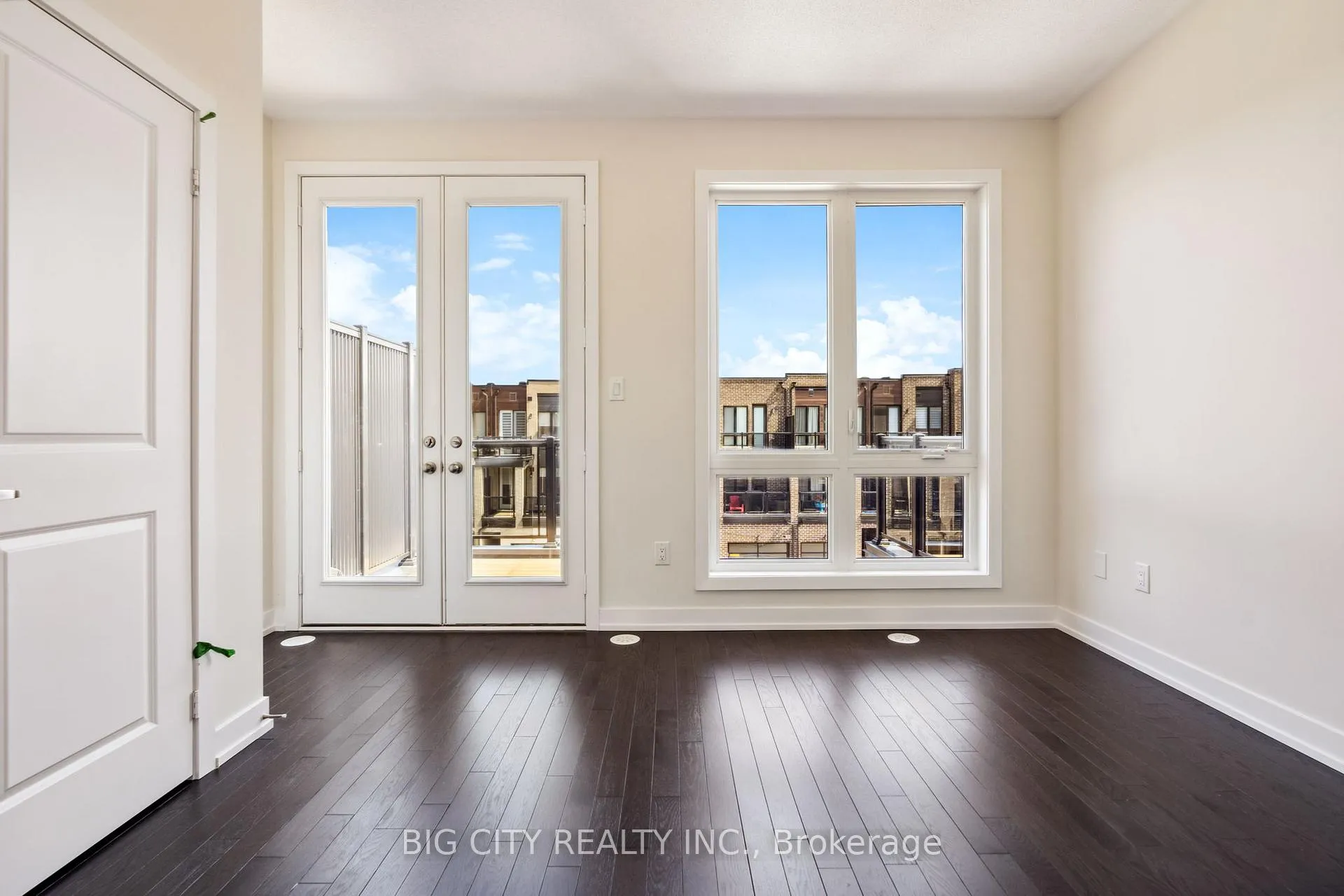 Photo 11 of 101 Stauffer Crescent, Markham, Cornell — HOMEH