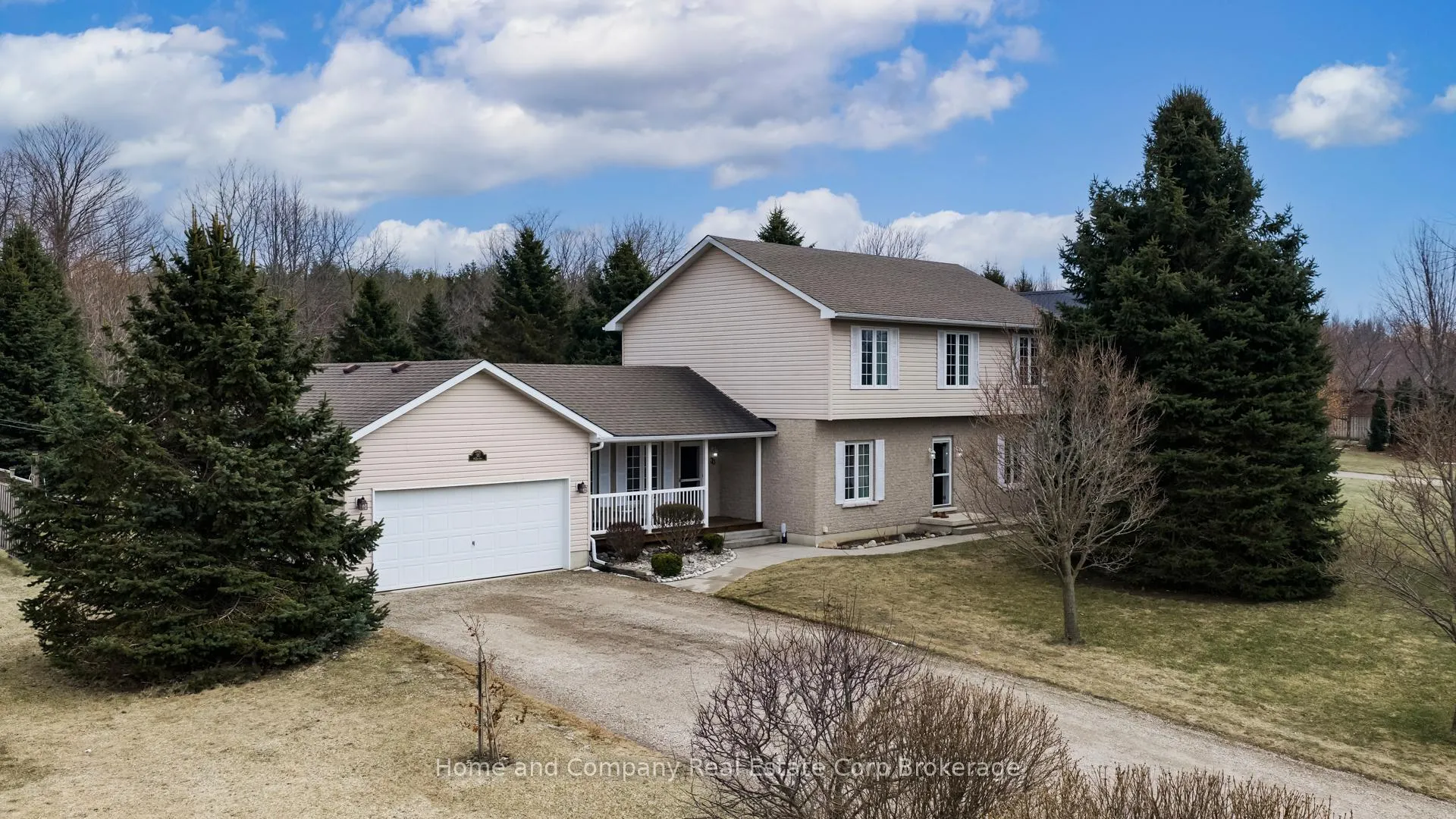 Photo 1 of 30 Carriage Lane, Bluewater, Bayfield — HOMEH