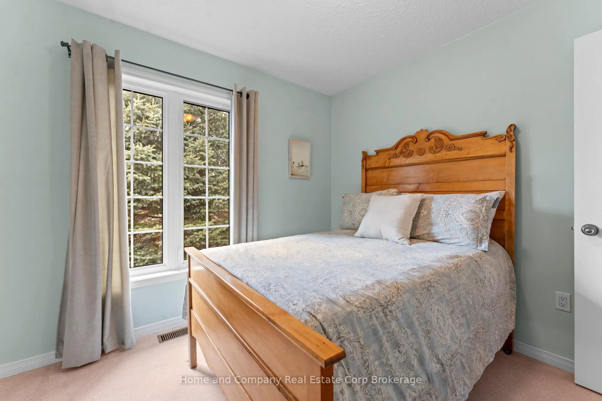 Photo 19 of 30 Carriage Lane, Bluewater, Bayfield — HOMEH