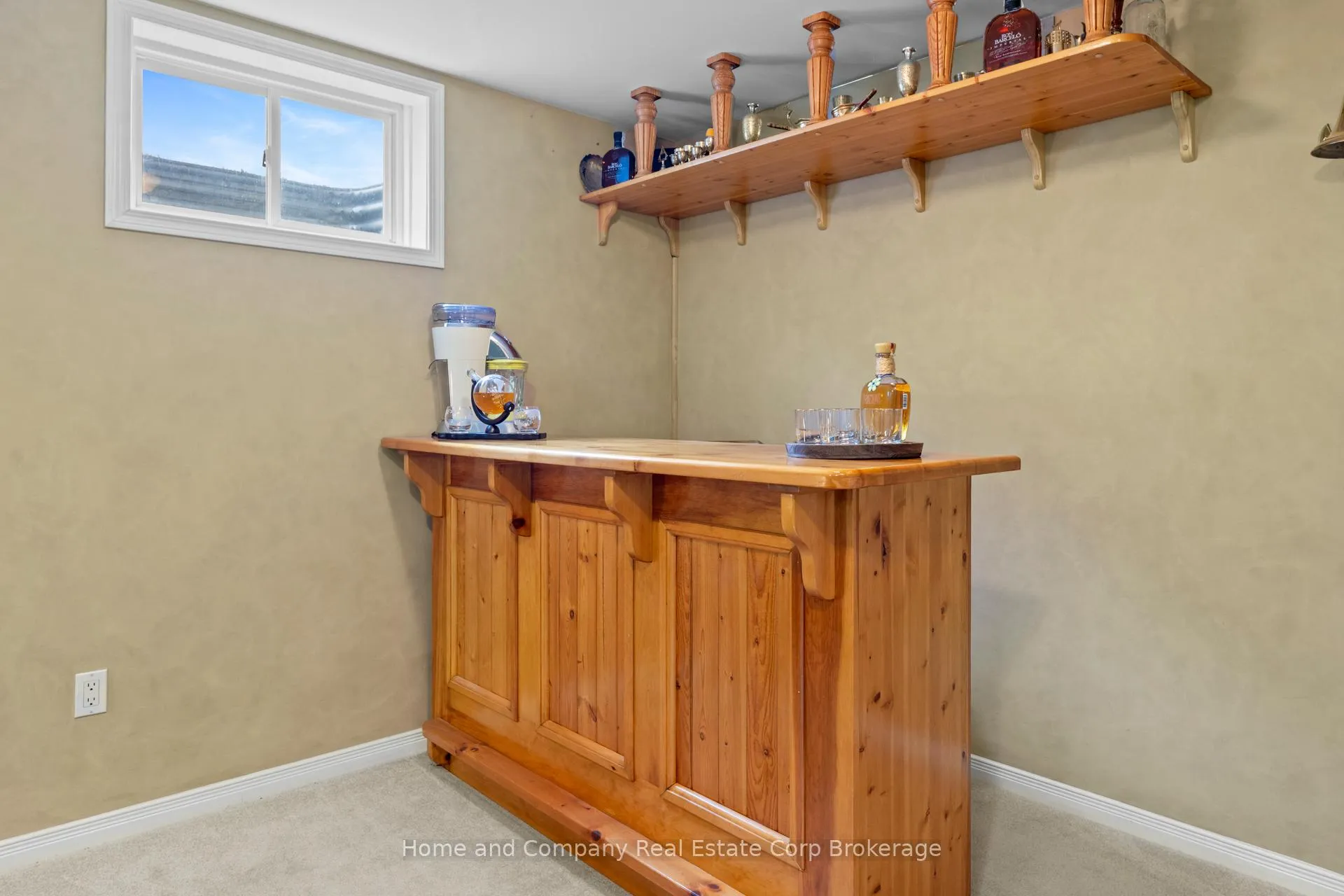 Photo 24 of 30 Carriage Lane, Bluewater, Bayfield — HOMEH