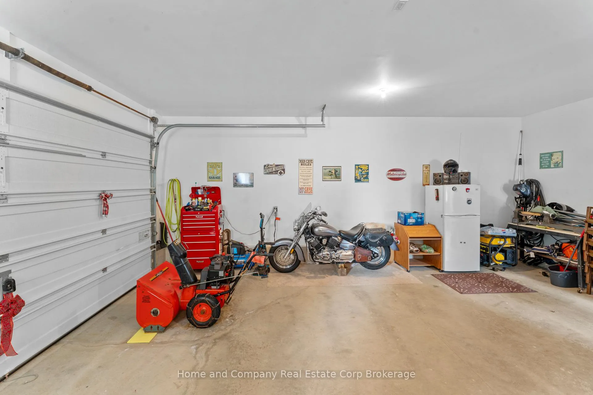 Photo 29 of 30 Carriage Lane, Bluewater, Bayfield — HOMEH