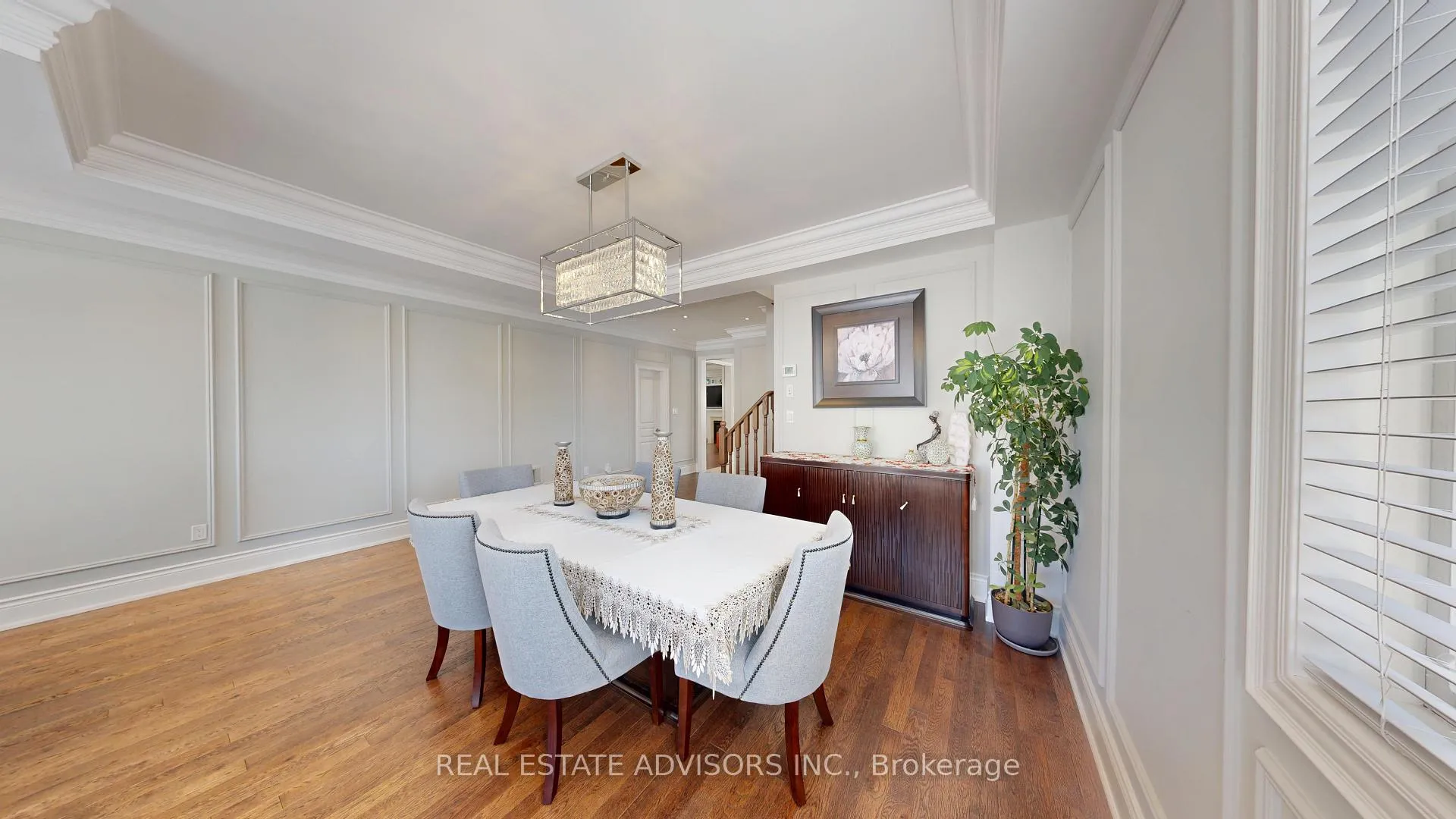 Photo 10 of 129 Squire Ellis Drive, Brampton, Toronto Gore Rural Estate — HOMEH