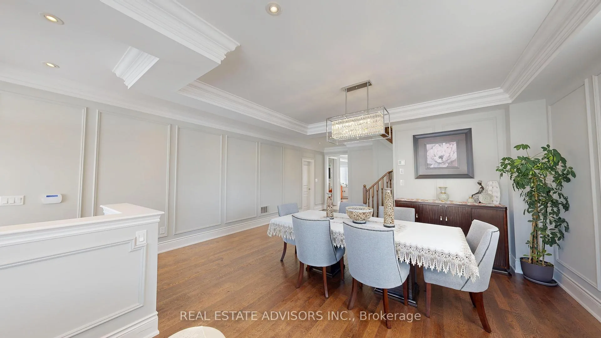 Photo 11 of 129 Squire Ellis Drive, Brampton, Toronto Gore Rural Estate — HOMEH