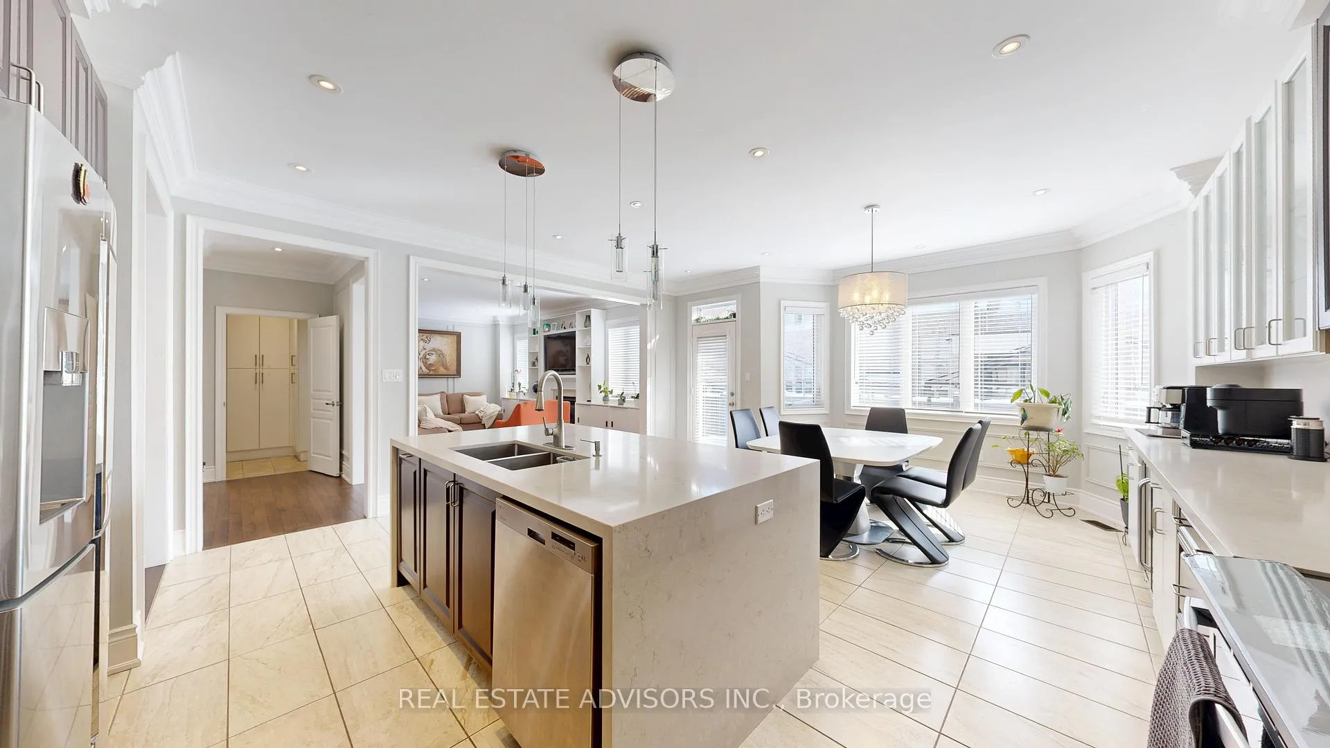 Photo 15 of 129 Squire Ellis Drive, Brampton, Toronto Gore Rural Estate — HOMEH