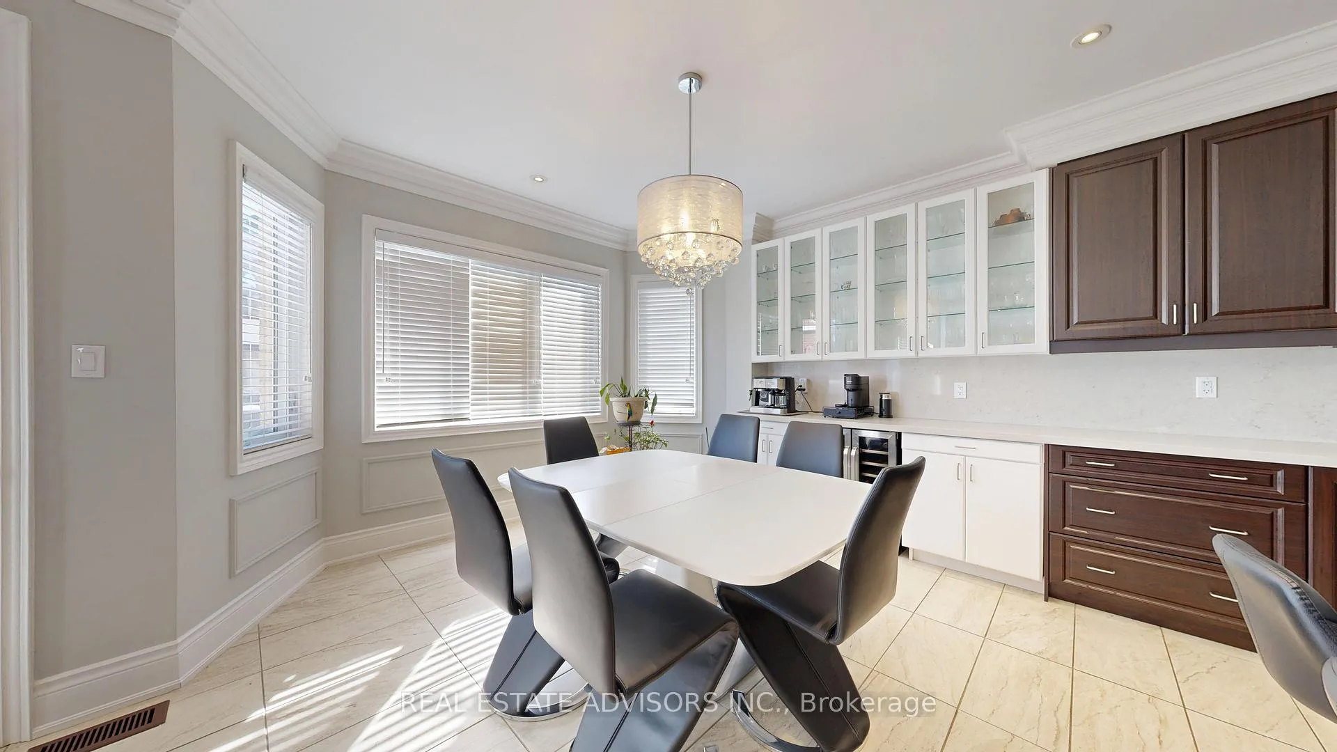 Photo 20 of 129 Squire Ellis Drive, Brampton, Toronto Gore Rural Estate — HOMEH