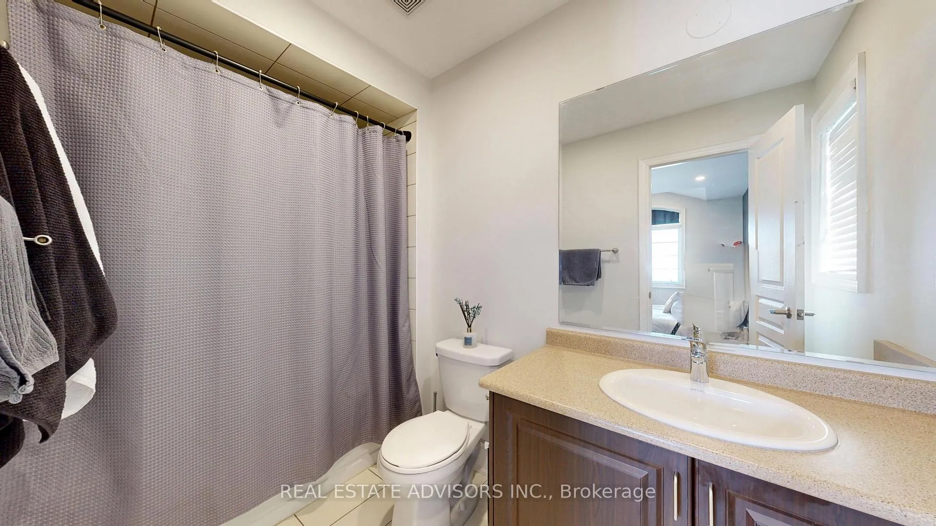 Photo 30 of 129 Squire Ellis Drive, Brampton, Toronto Gore Rural Estate — HOMEH