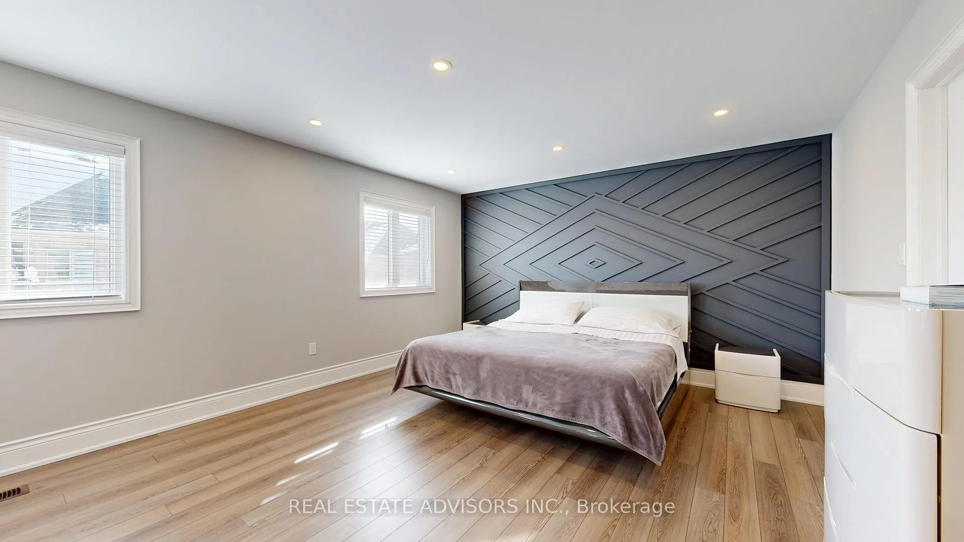 Photo 34 of 129 Squire Ellis Drive, Brampton, Toronto Gore Rural Estate — HOMEH