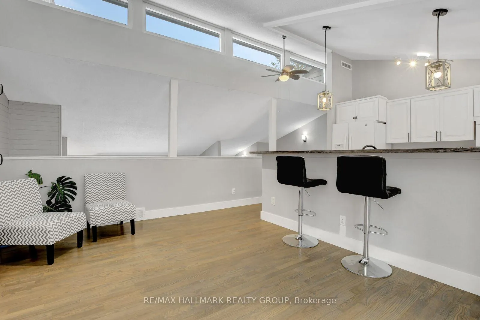 Photo 11 of 131 Delaney Drive, Ottawa, Huntley Ward (South West) — HOMEH