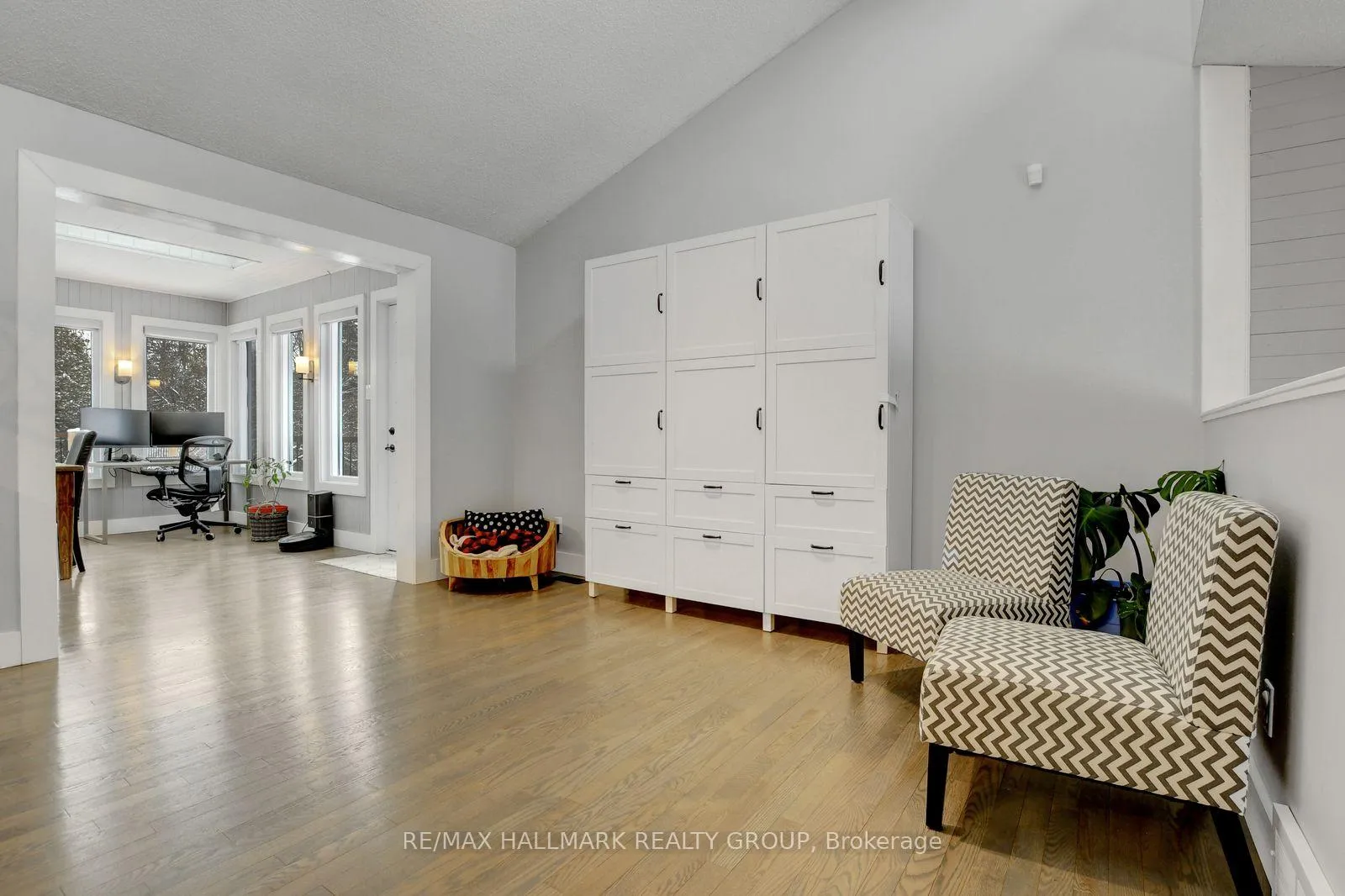 Photo 13 of 131 Delaney Drive, Ottawa, Huntley Ward (South West) — HOMEH