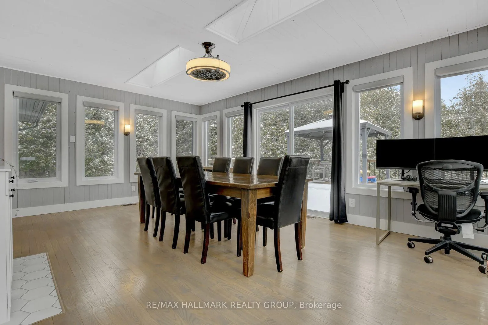 Photo 14 of 131 Delaney Drive, Ottawa, Huntley Ward (South West) — HOMEH