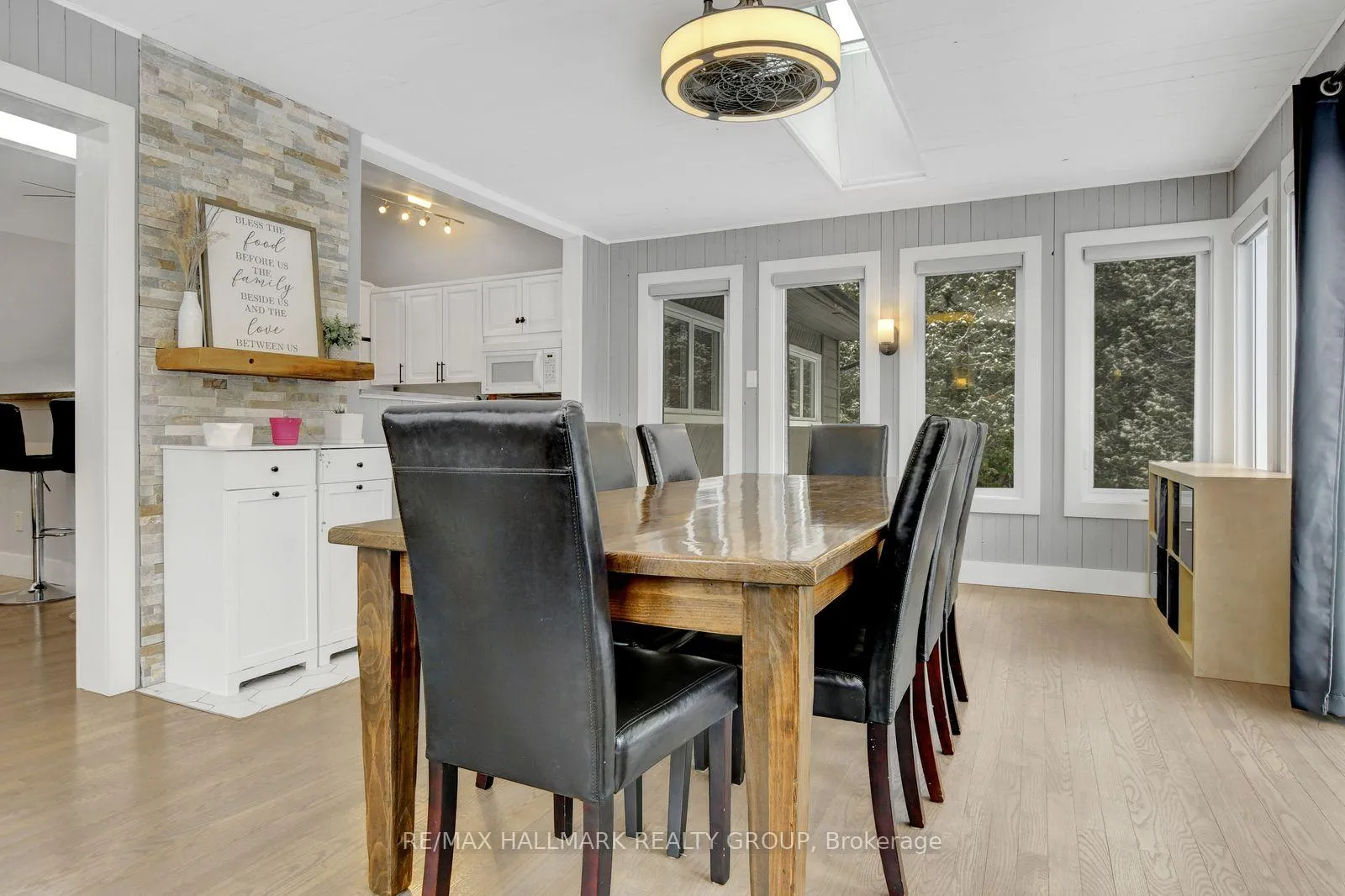 Photo 17 of 131 Delaney Drive, Ottawa, Huntley Ward (South West) — HOMEH